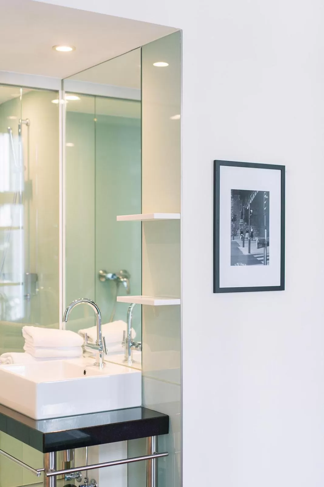 Bathroom in Smartflats - Pacific Brussels