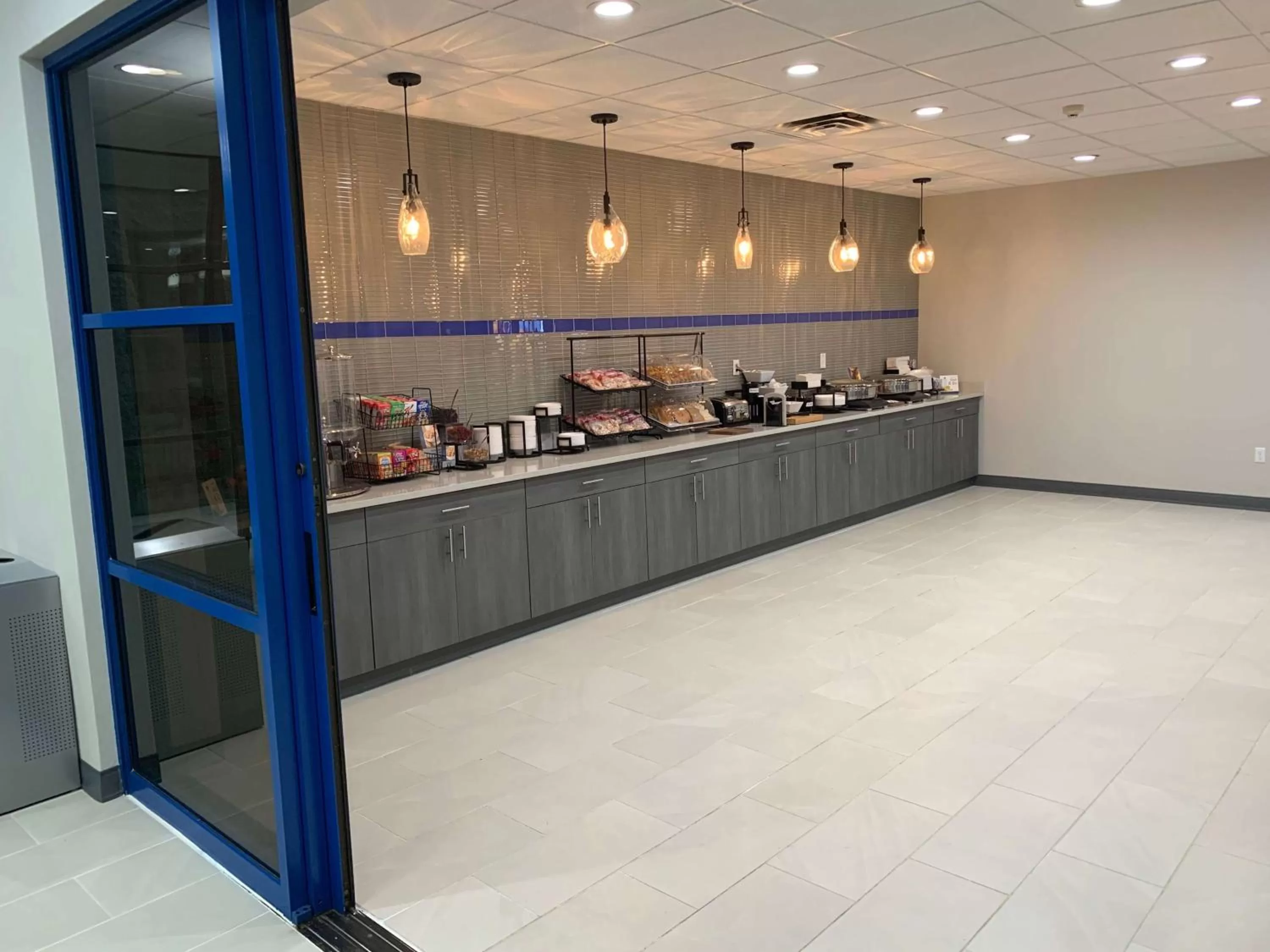 Restaurant/places to eat in Best Western Plus Clarks Summit Scranton Hotel