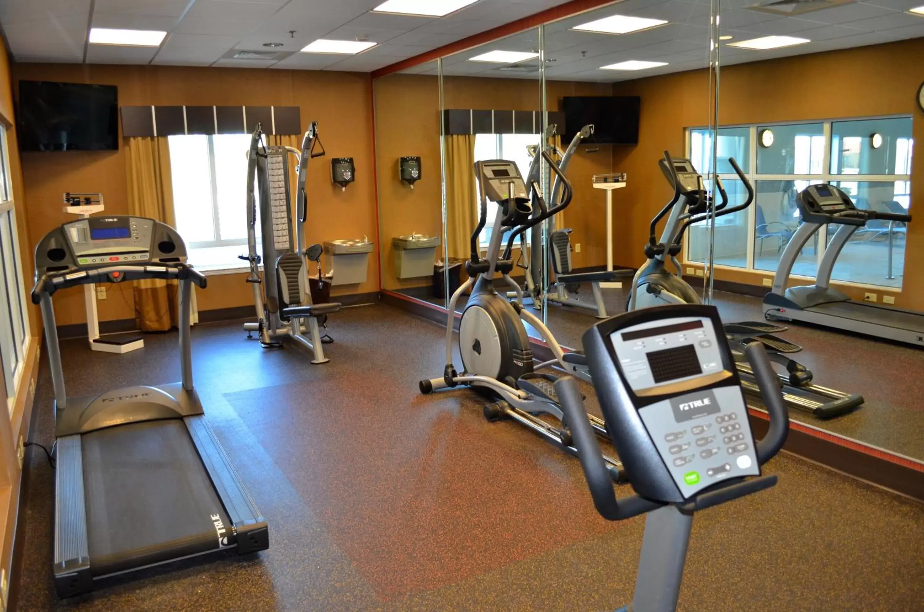 Fitness centre/facilities, Fitness Center/Facilities in Holiday Inn Express & Suites - Smithfield/Selma, an IHG Hotel