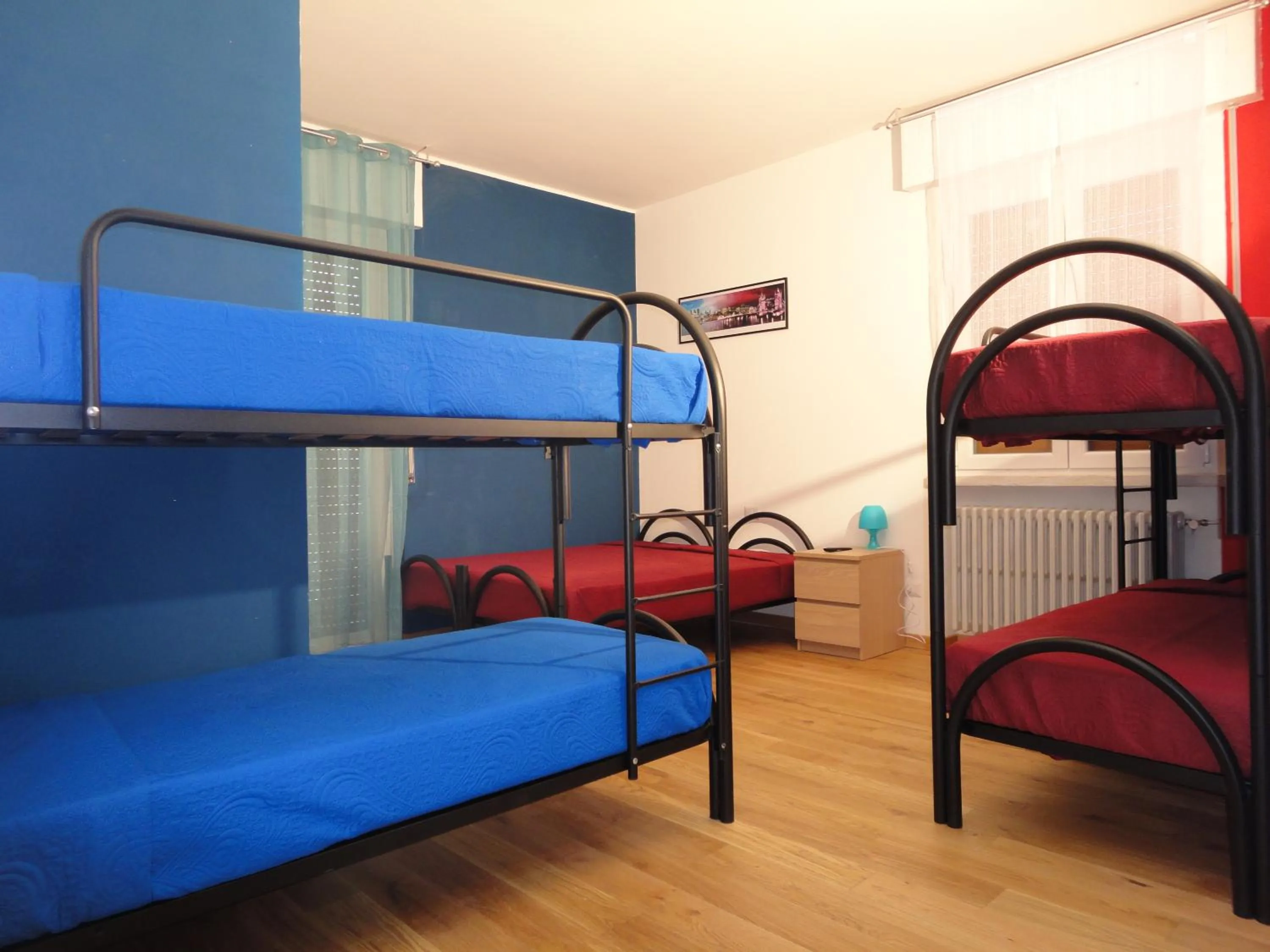 bunk bed, Bed in Pavia Ostello