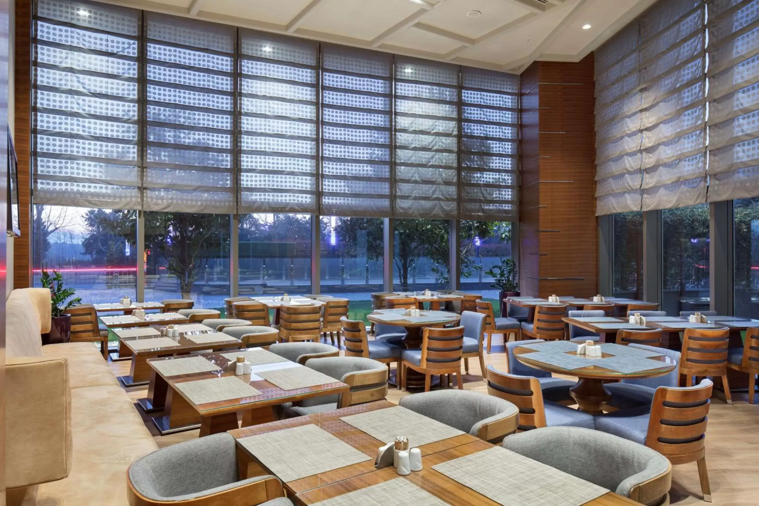 Restaurant/places to eat in Hampton By Hilton Bursa Restaurant/places to eat in Hampton By Hilton Bursa