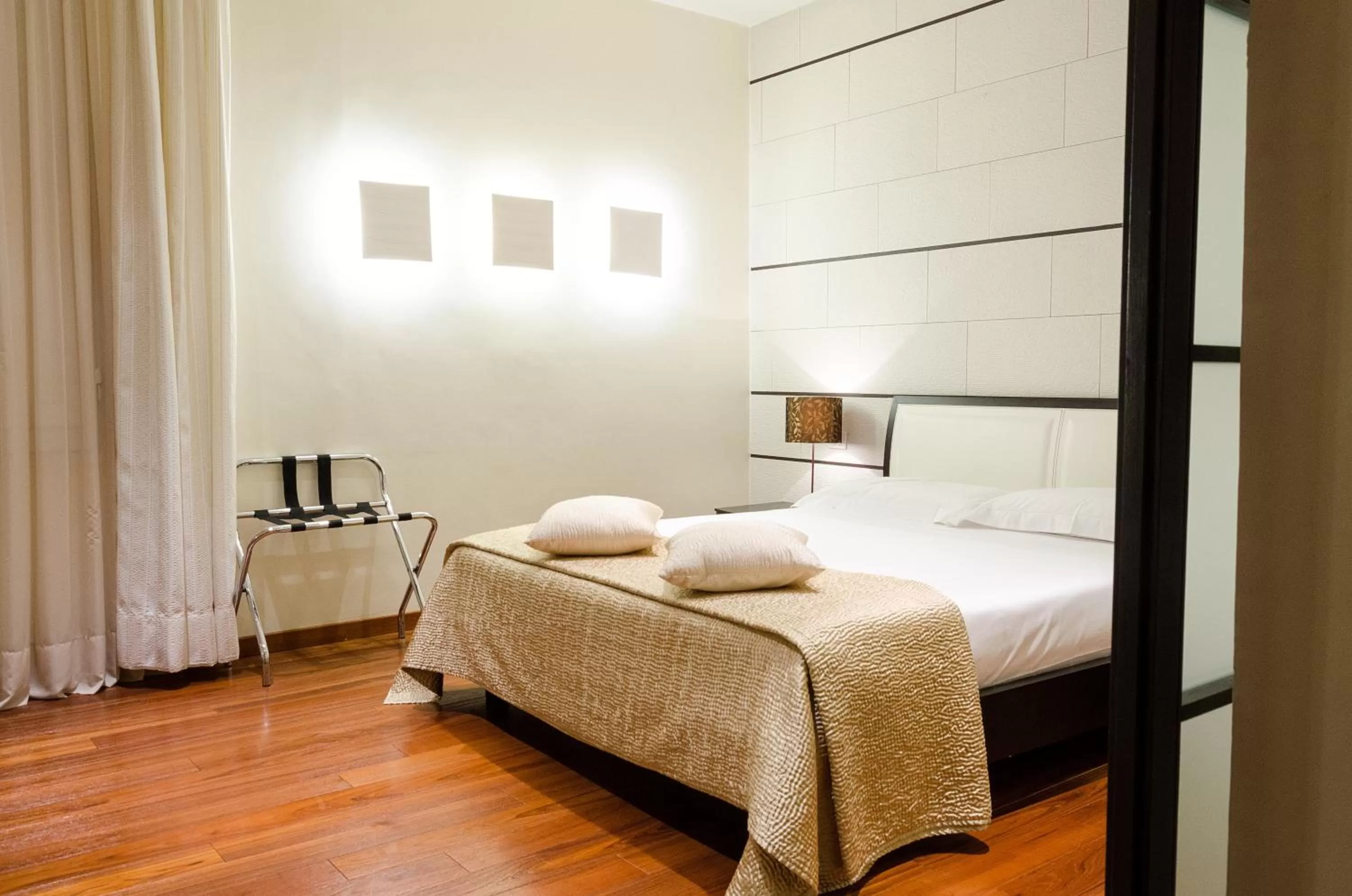 Bed in Antica Torre Tornabuoni