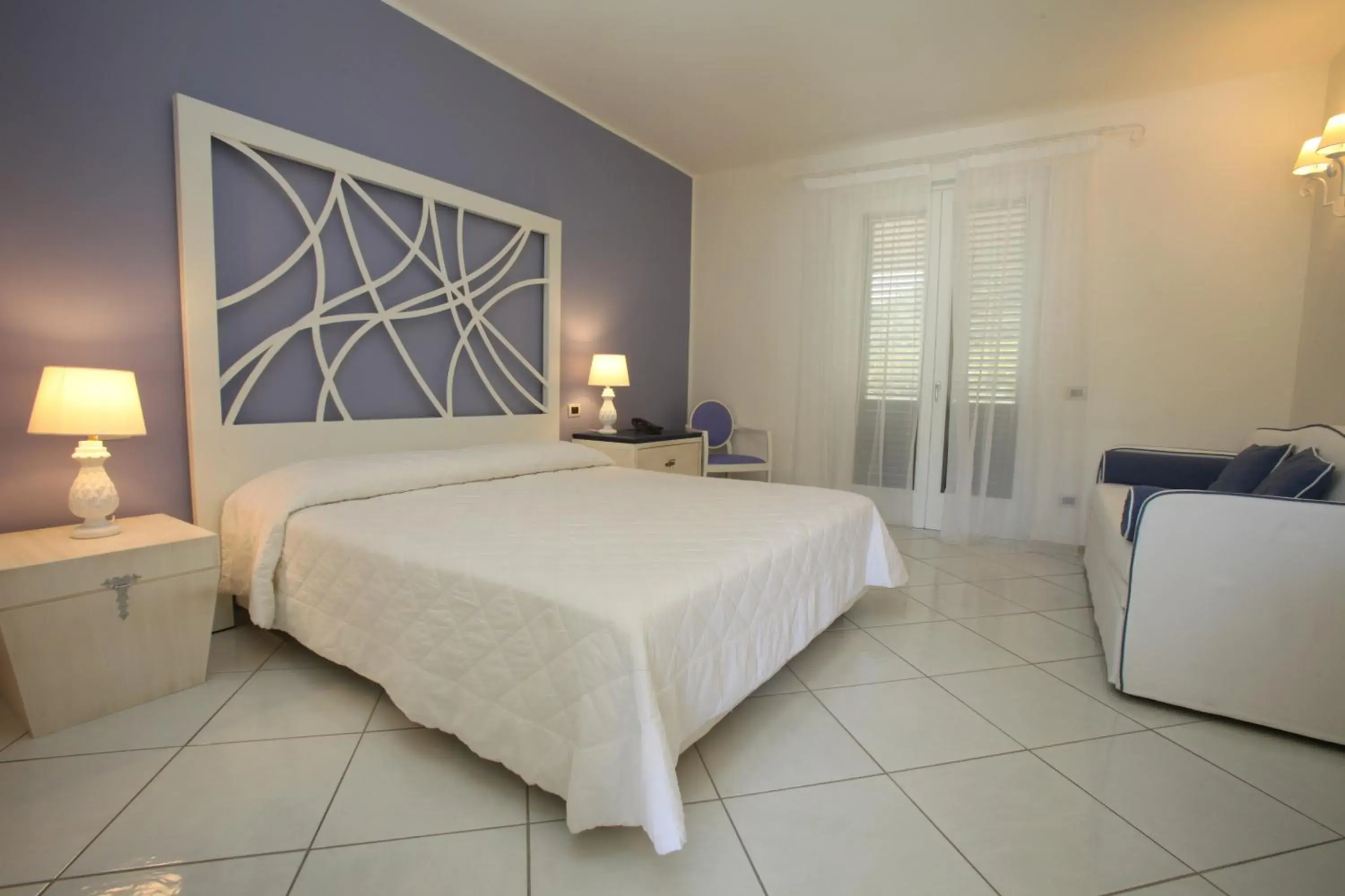 Comfort Triple Room in Hotel Mea - Aeolian Charme Comfort Triple Room in Hotel Mea - Aeolian Charme