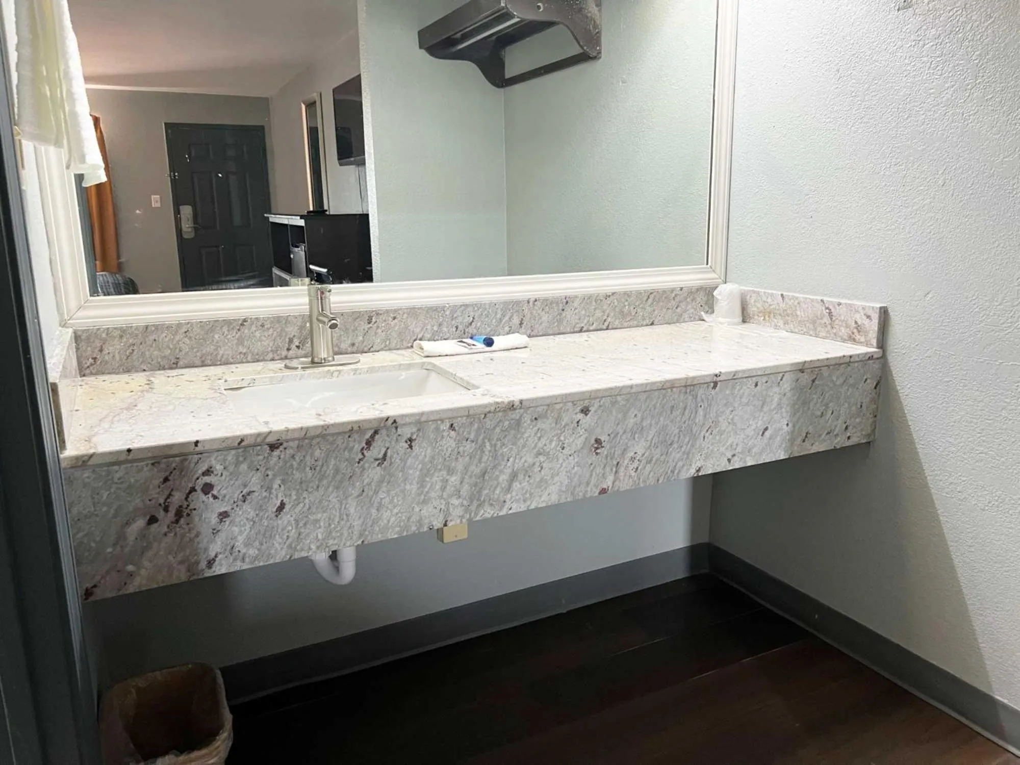 Bathroom in Red Carpet Inn & Suites