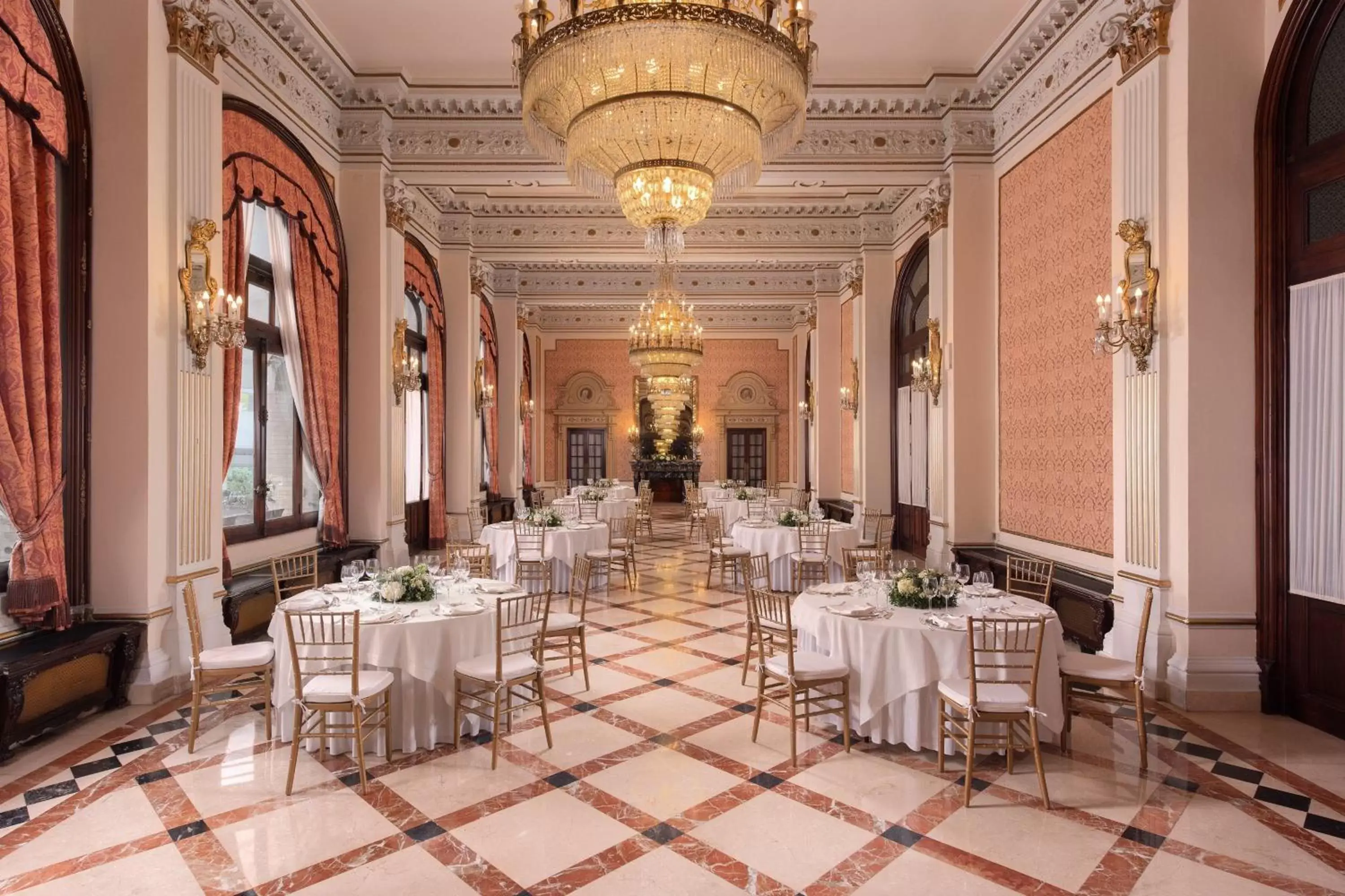 Banquet/Function facilities, Restaurant/Places to Eat in Hotel Alfonso XIII, a Luxury Collection Hotel, Seville