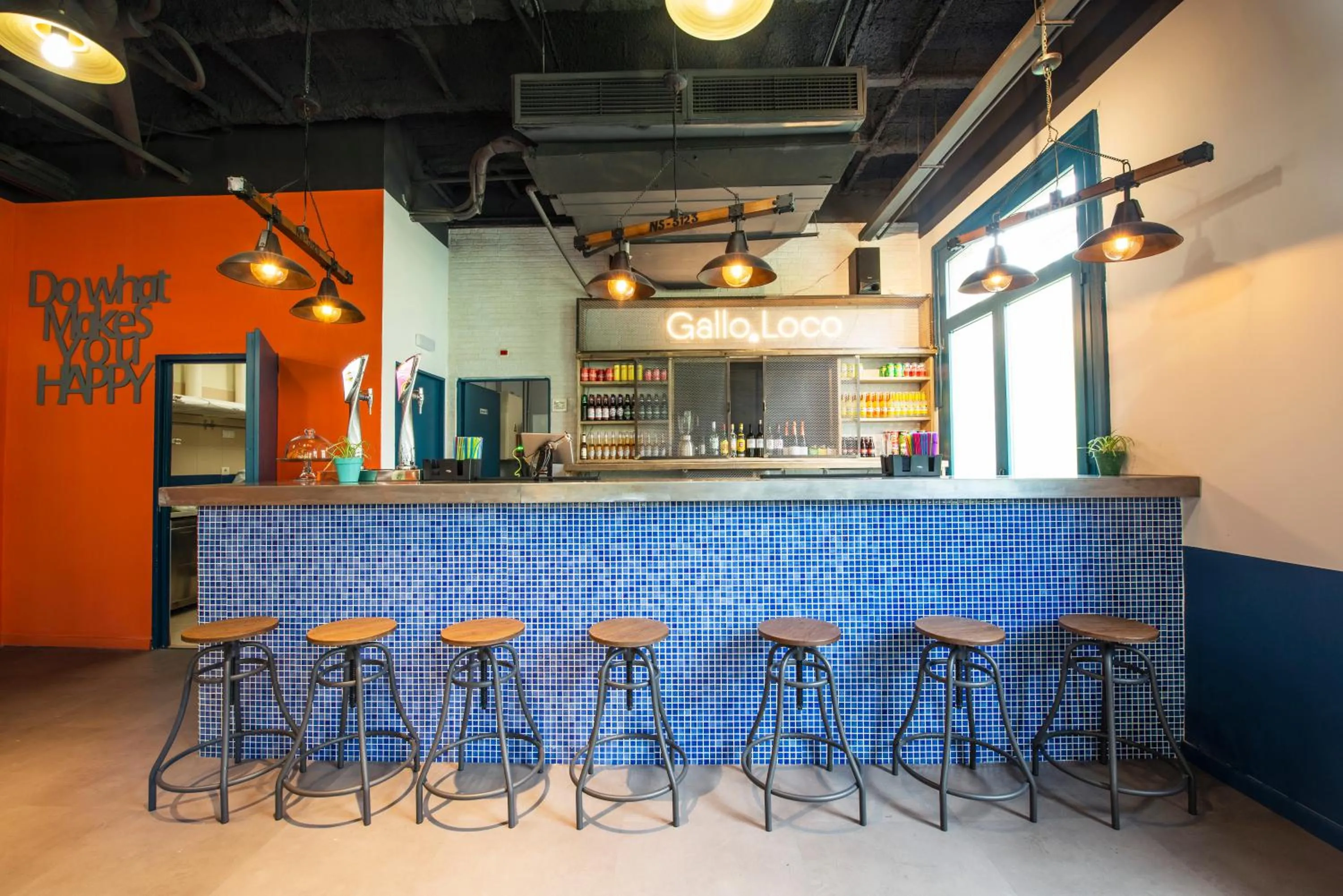 Lounge or bar in Safestay Barcelona Passeig de Gràcia