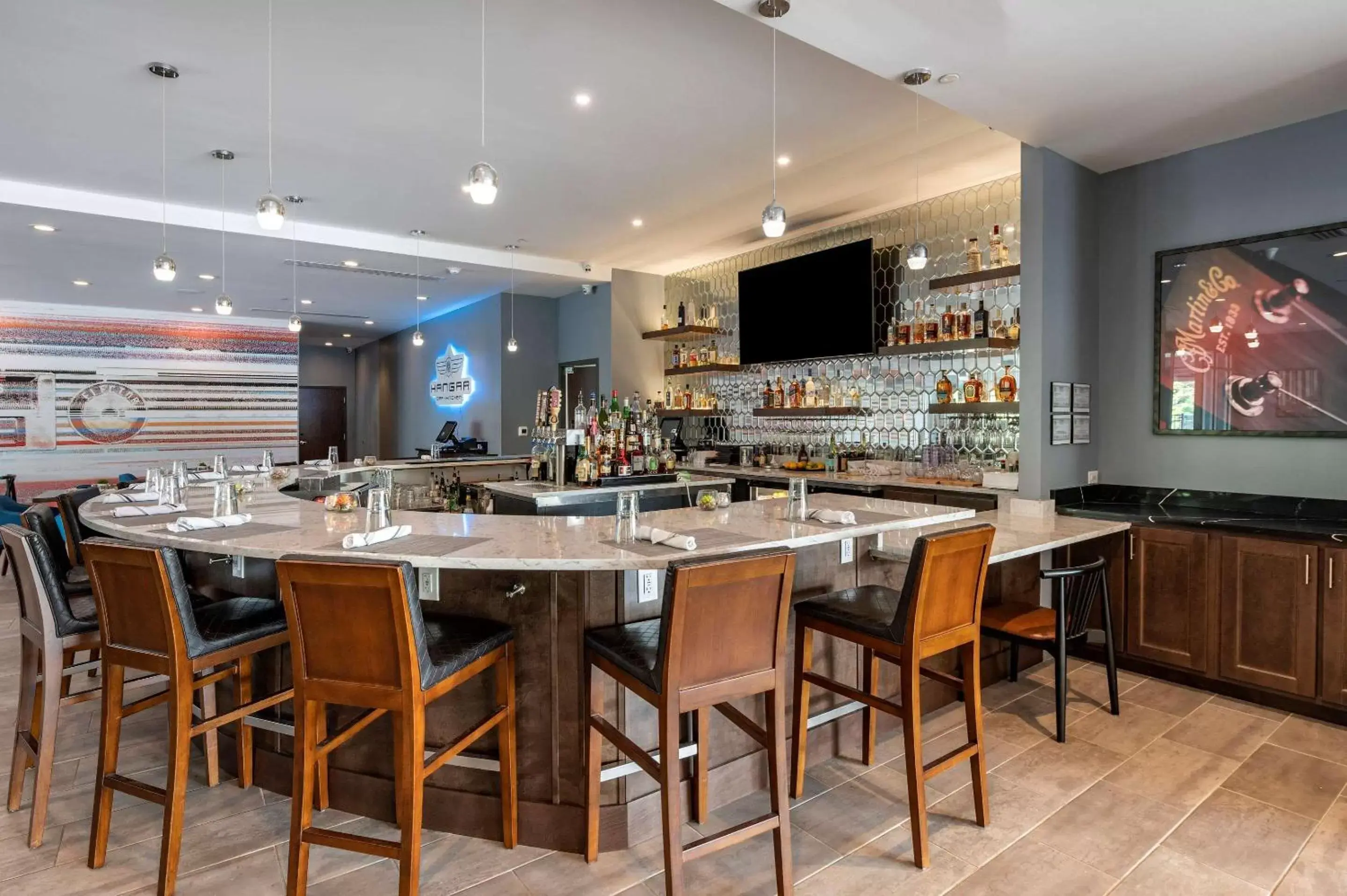Lounge or bar, Restaurant/Places to Eat in Cambria Hotel Nashville Airport