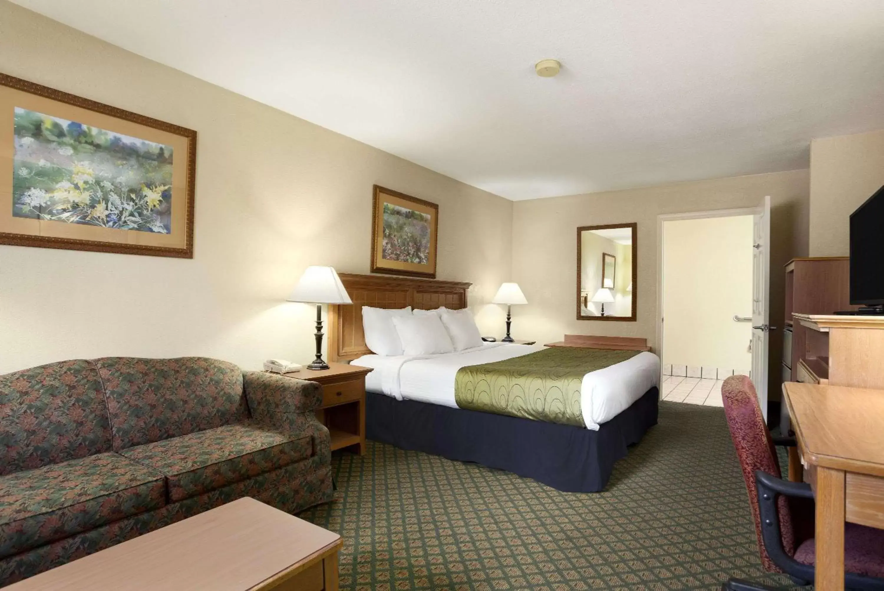 Photo of the whole room in Days Inn & Suites by Wyndham Stuttgart