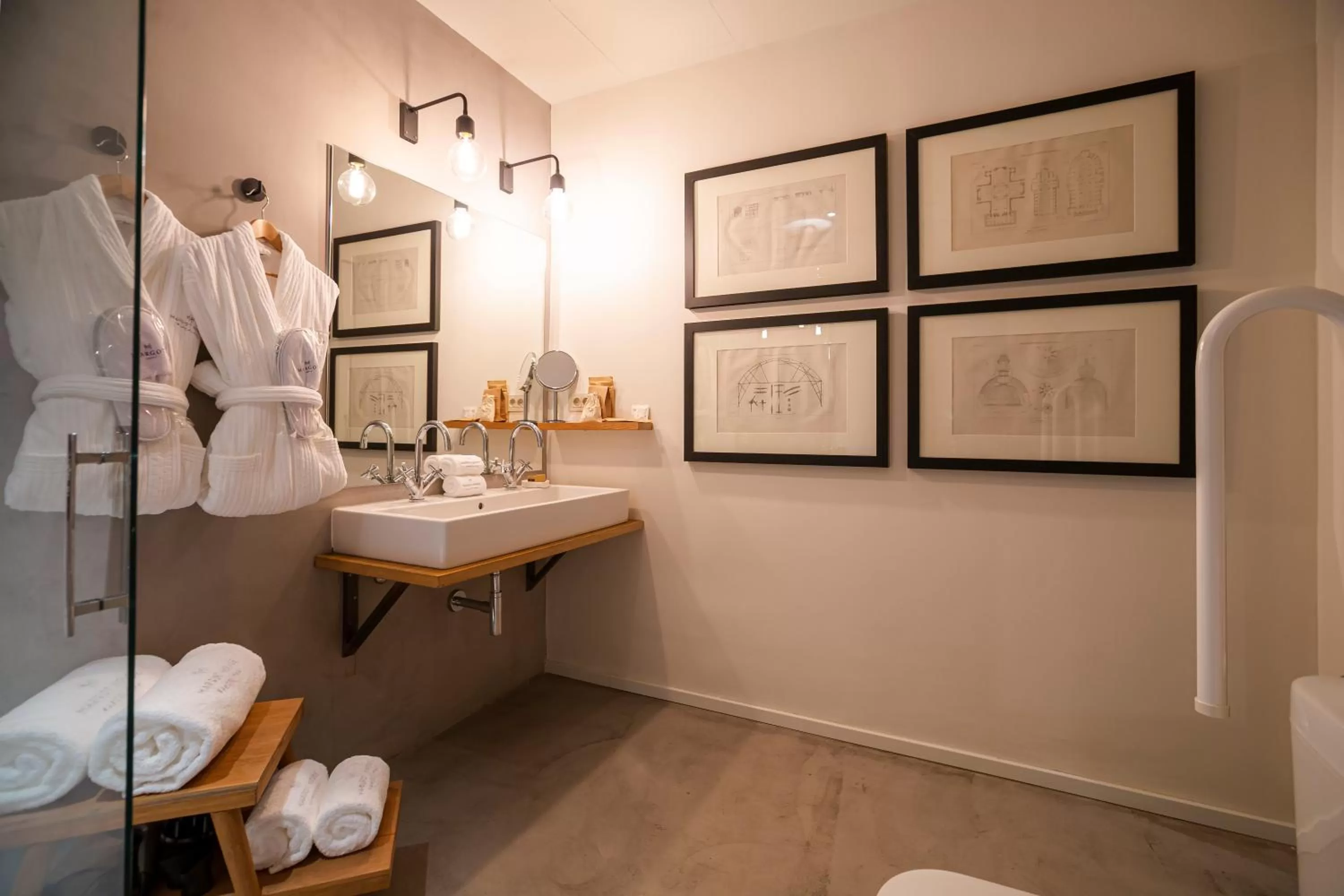 Bathroom in Hotel Margot House Barcelona