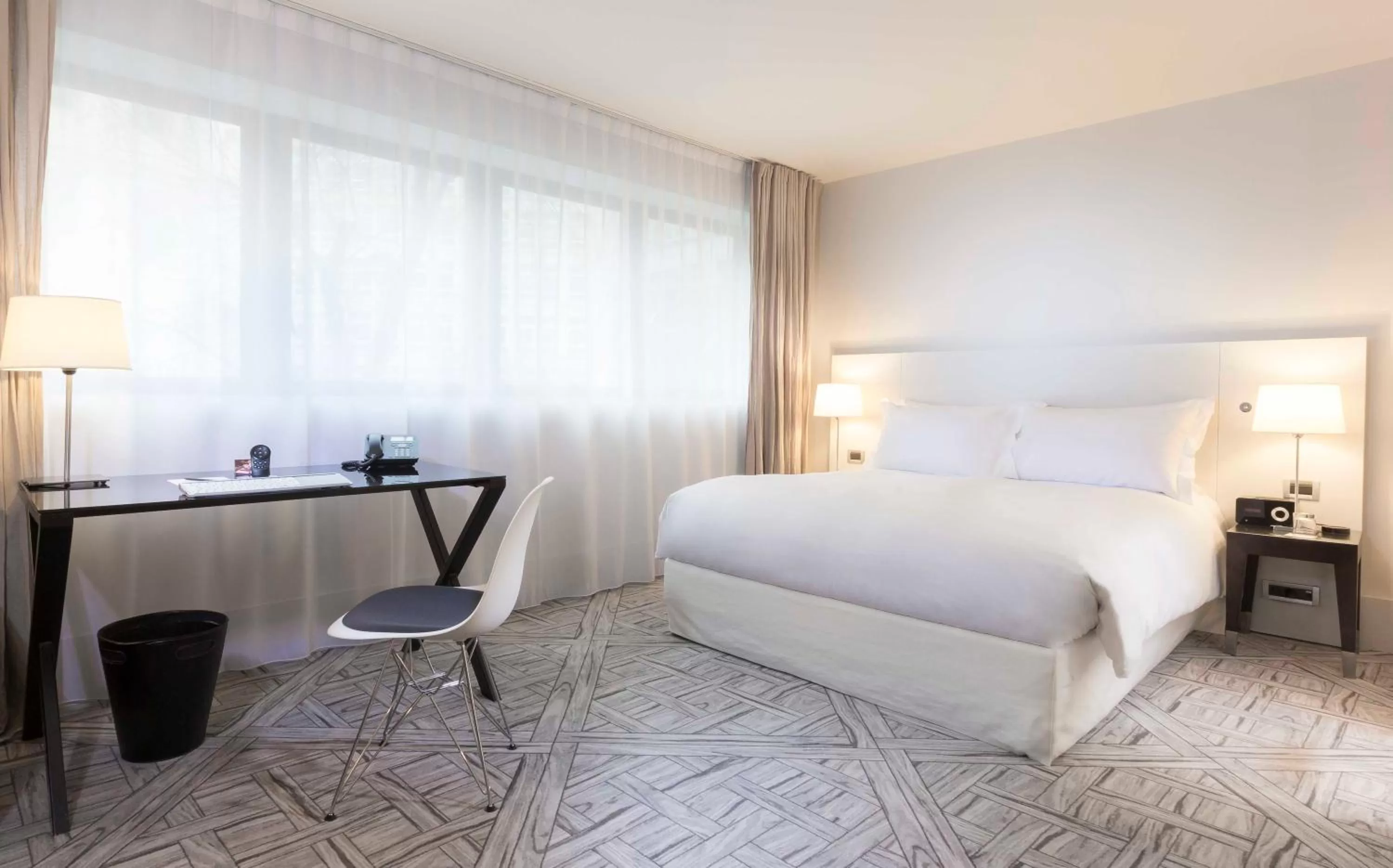 Photo of the whole room, Bed in La Maison Champs Elysées