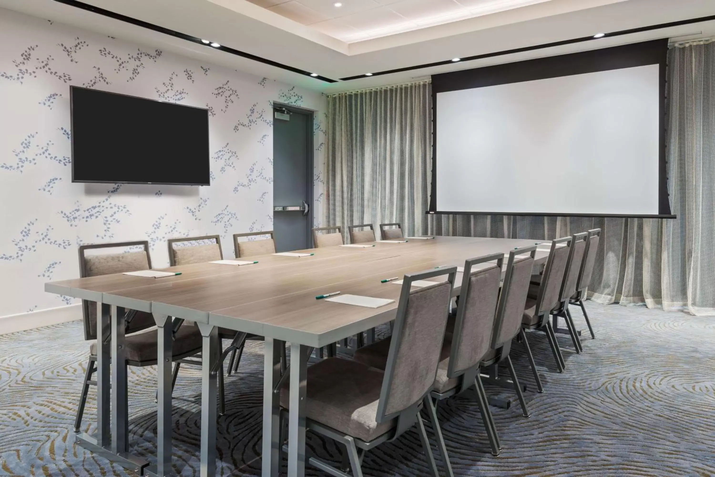 Meeting/conference room in Homewood Suites by Hilton Sarasota-Lakewood Ranch