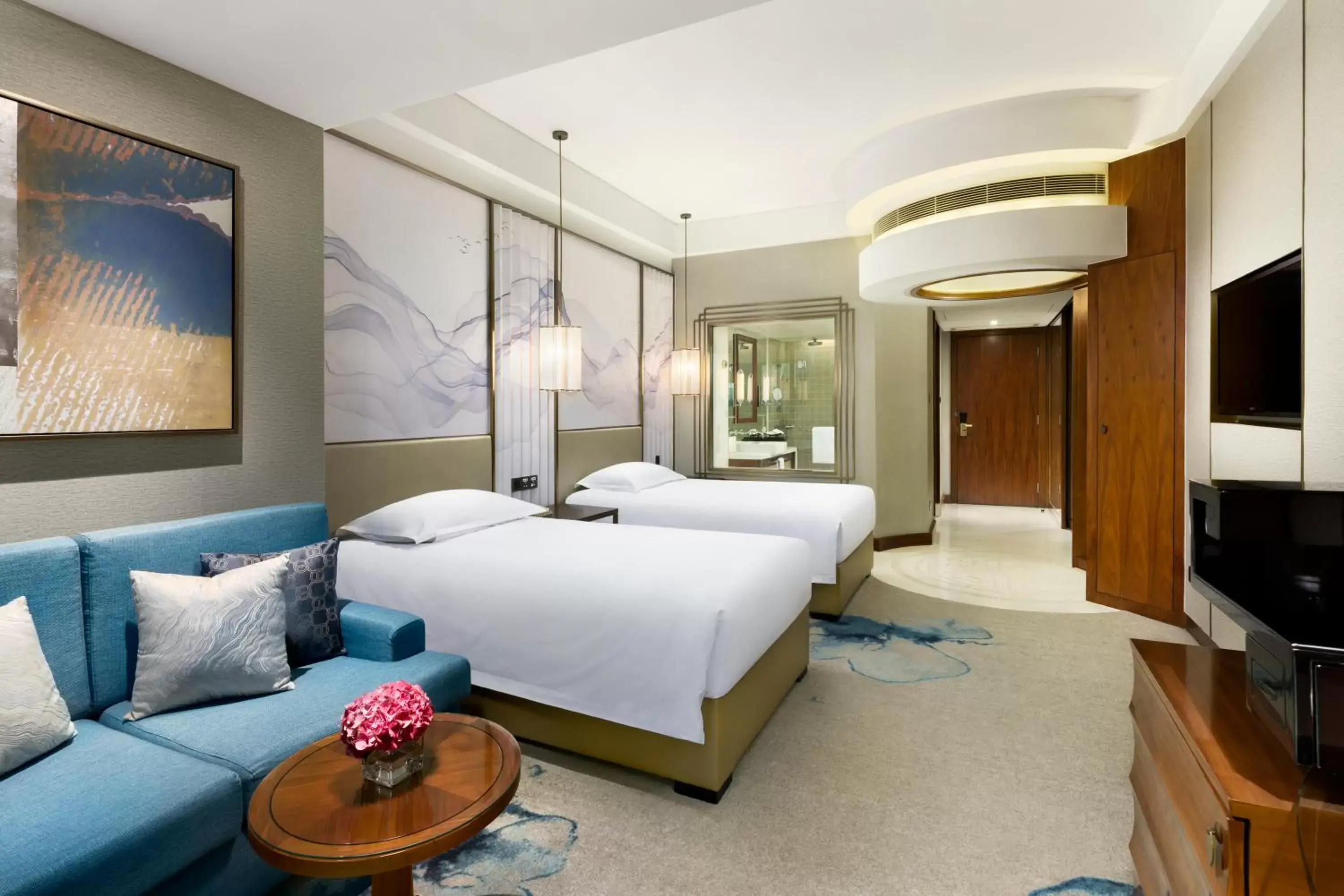 Bedroom, Bed in Grand Millennium Shanghai HongQiao