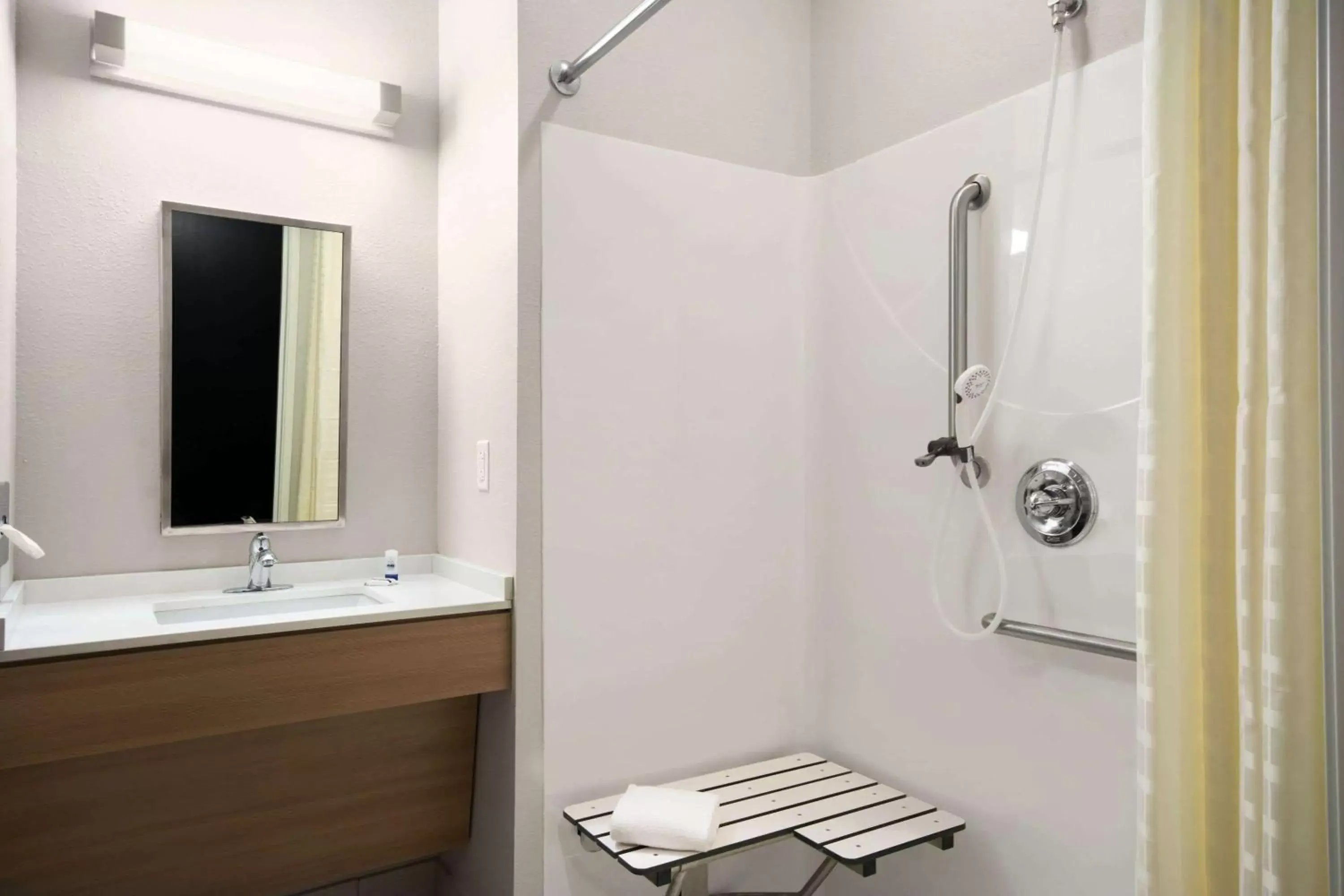 Bathroom in Microtel Inn & Suites by Wyndham