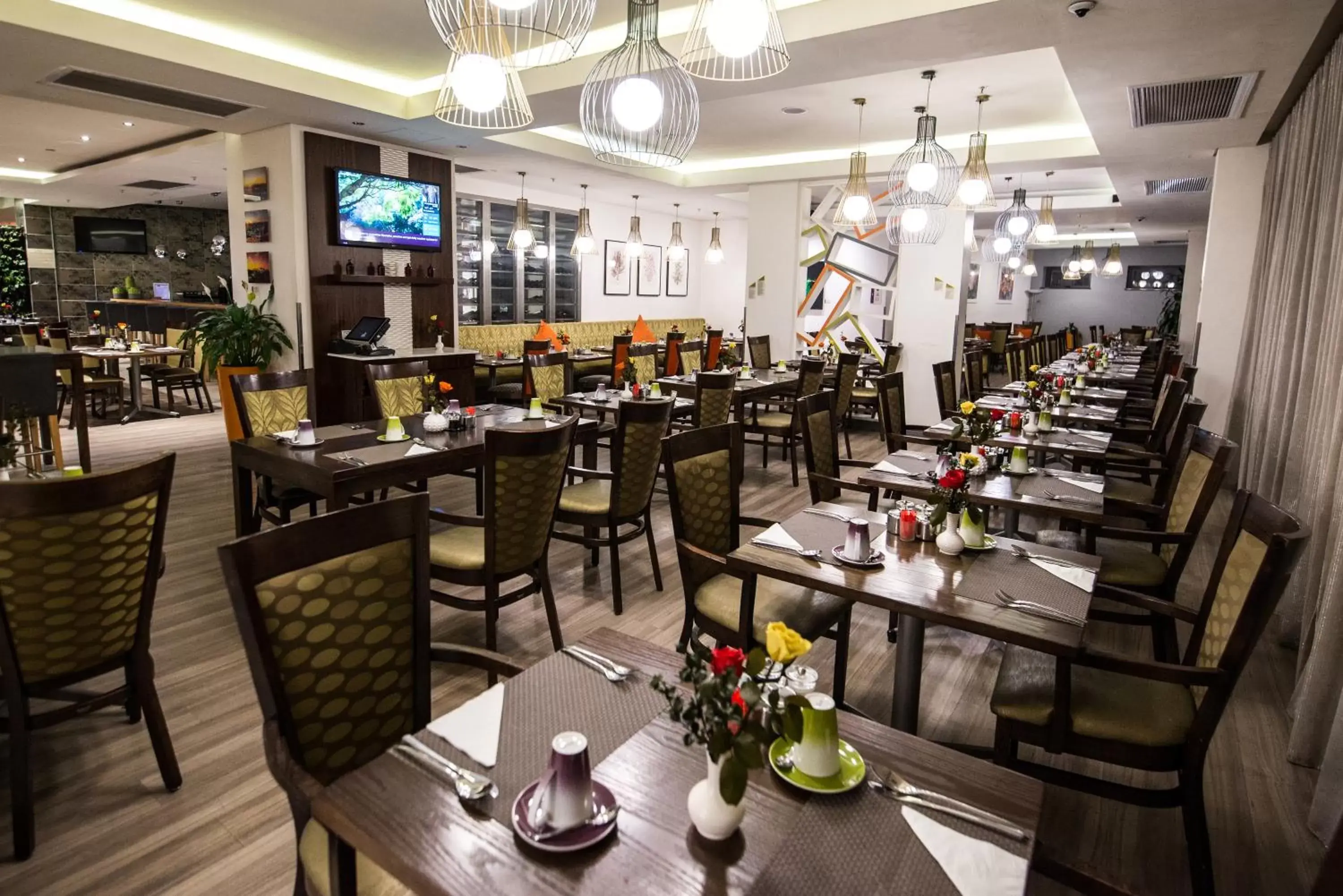 Dining area, Restaurant/Places to Eat in Hotel Verde Cape Town Airport