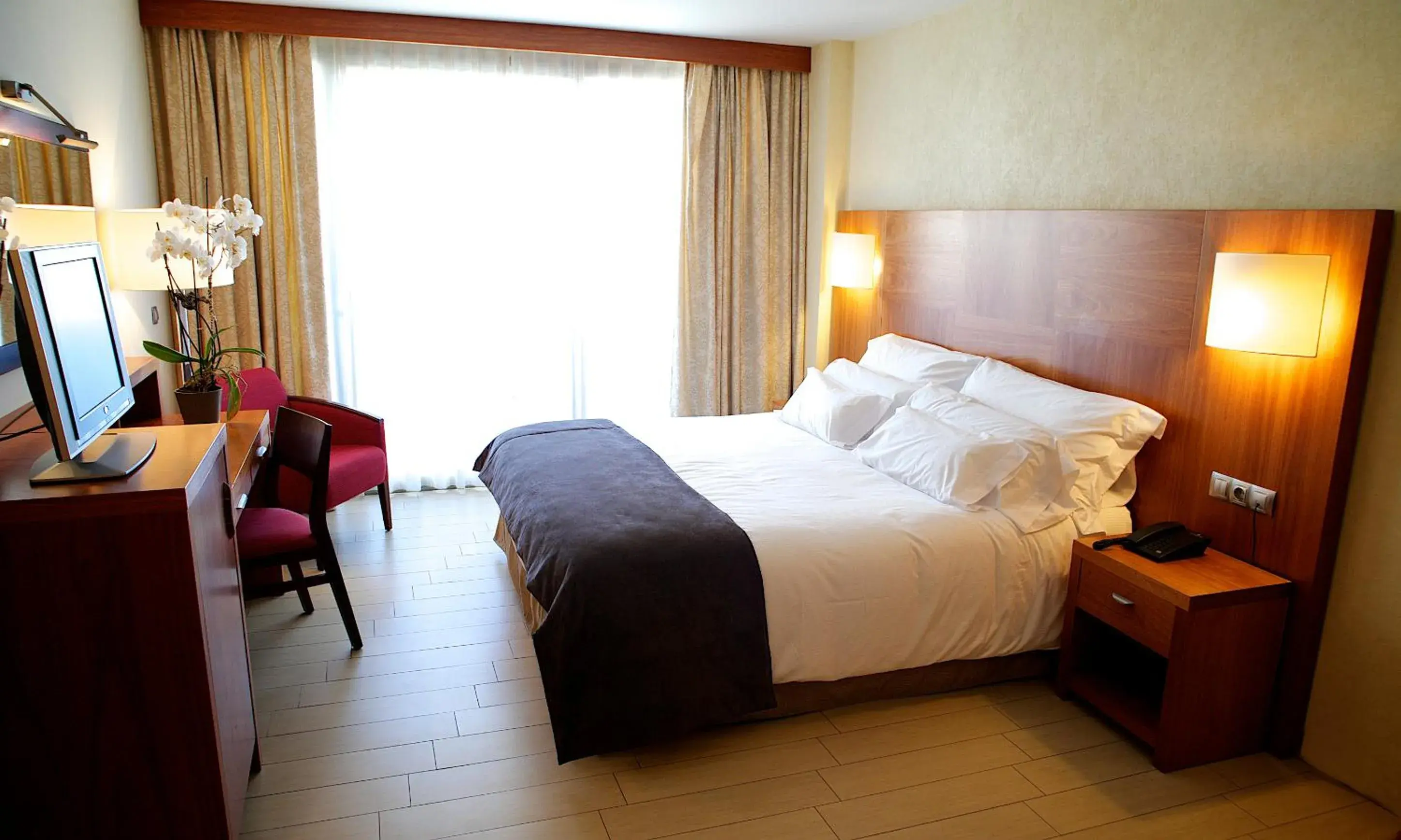 Bed in AR Diamante Beach Spa Hotel