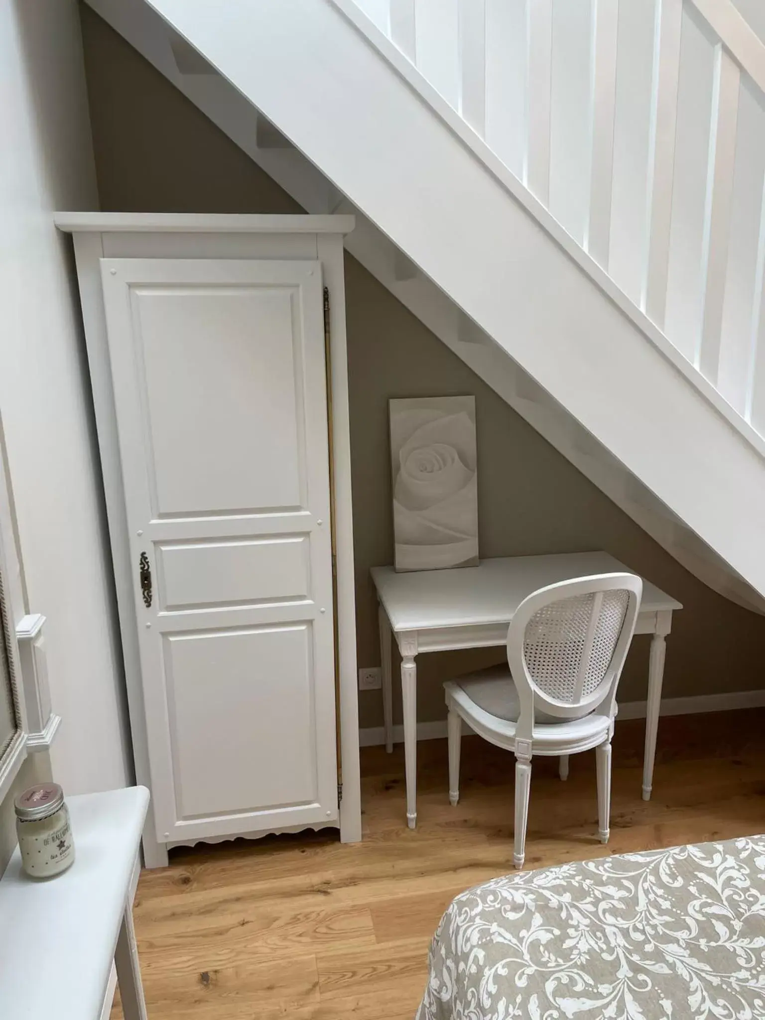 Bedroom, Seating Area in Maison d'hotes L'atelier du Charmois