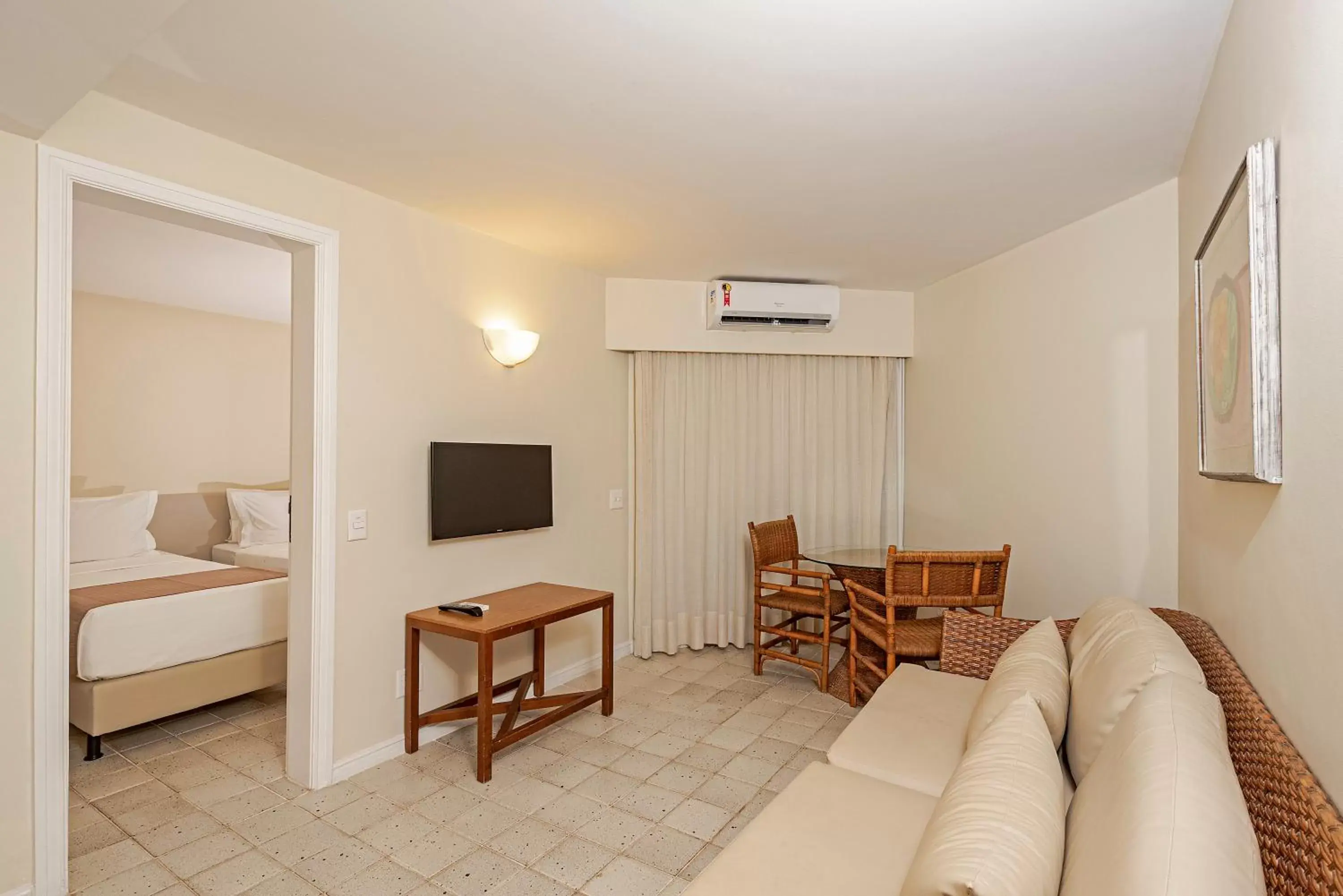 Communal lounge/ TV room, Seating Area in Jatiúca Suites Resort by Slaviero Hotéis