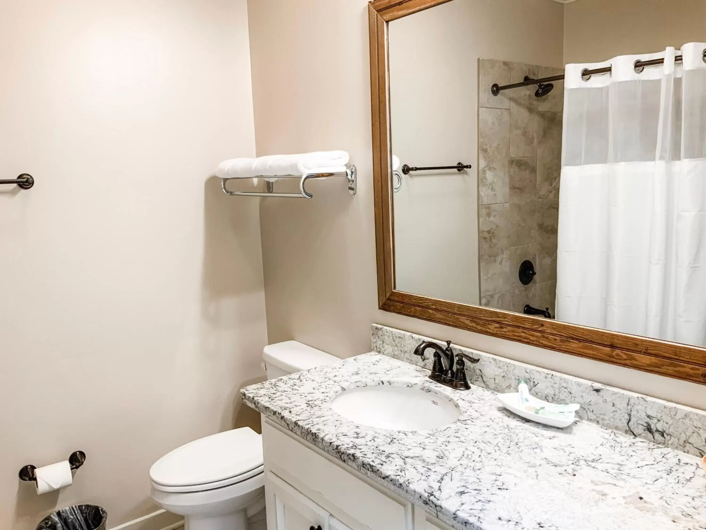 Bathroom in The Lodge at The Bluffs