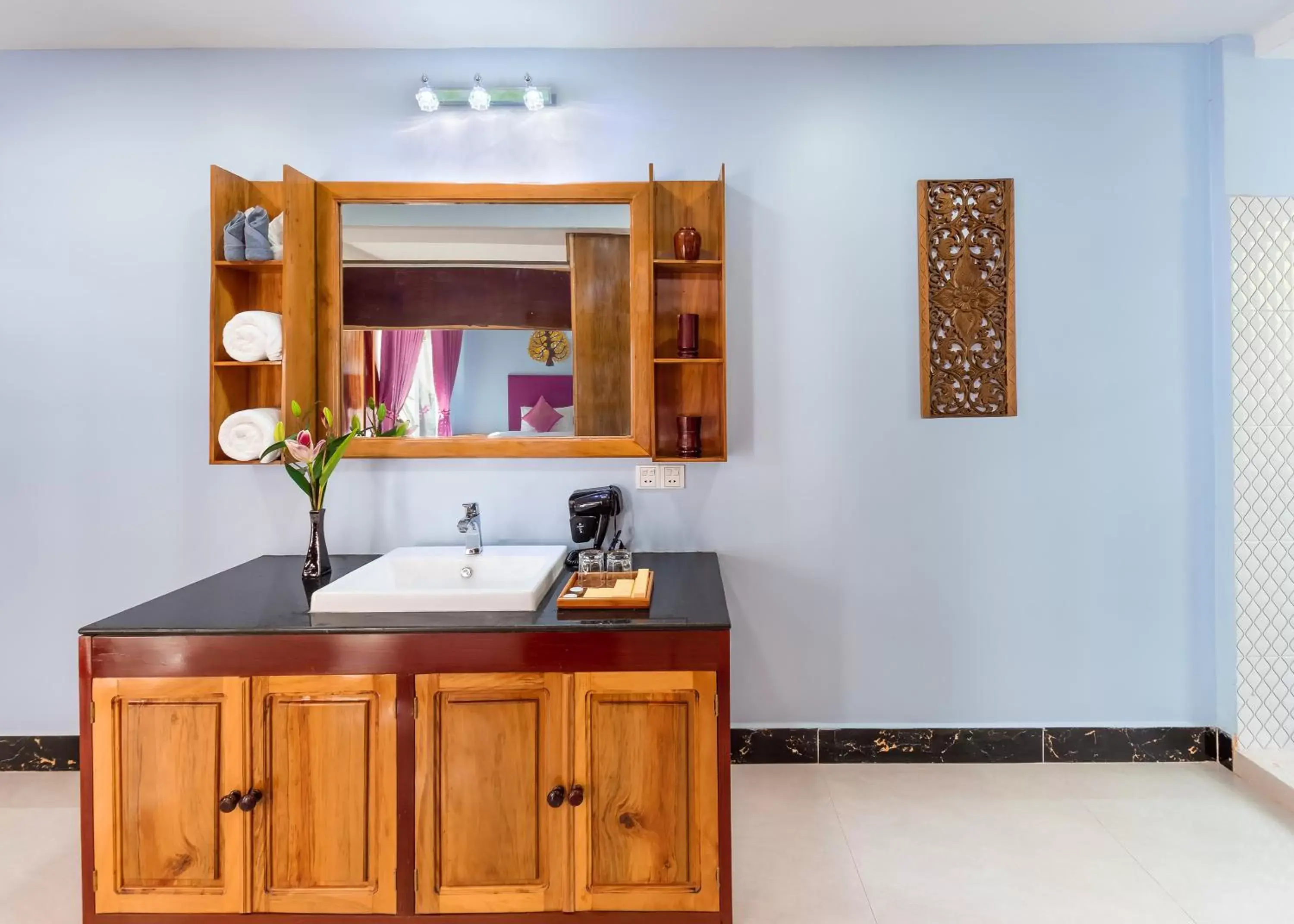 Deluxe Twin Room in Cheata Residence Deluxe Twin Room in Cheata Residence