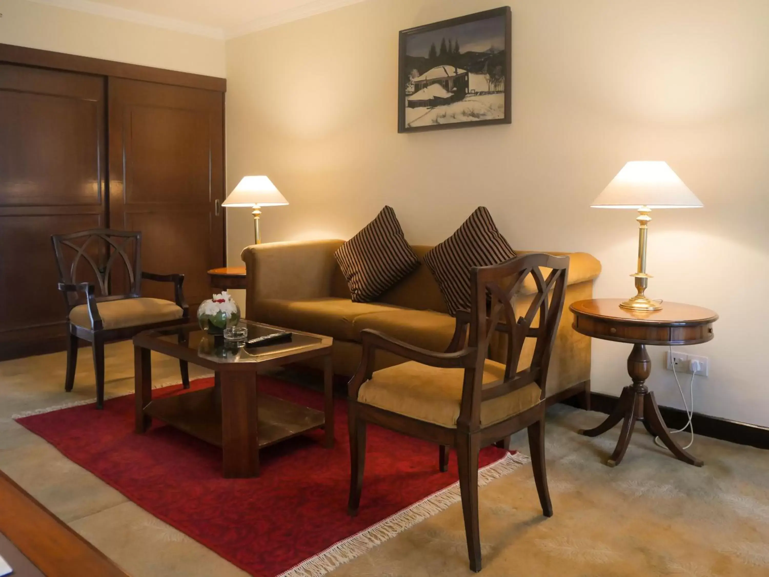 Seating Area in Karachi Marriott Hotel