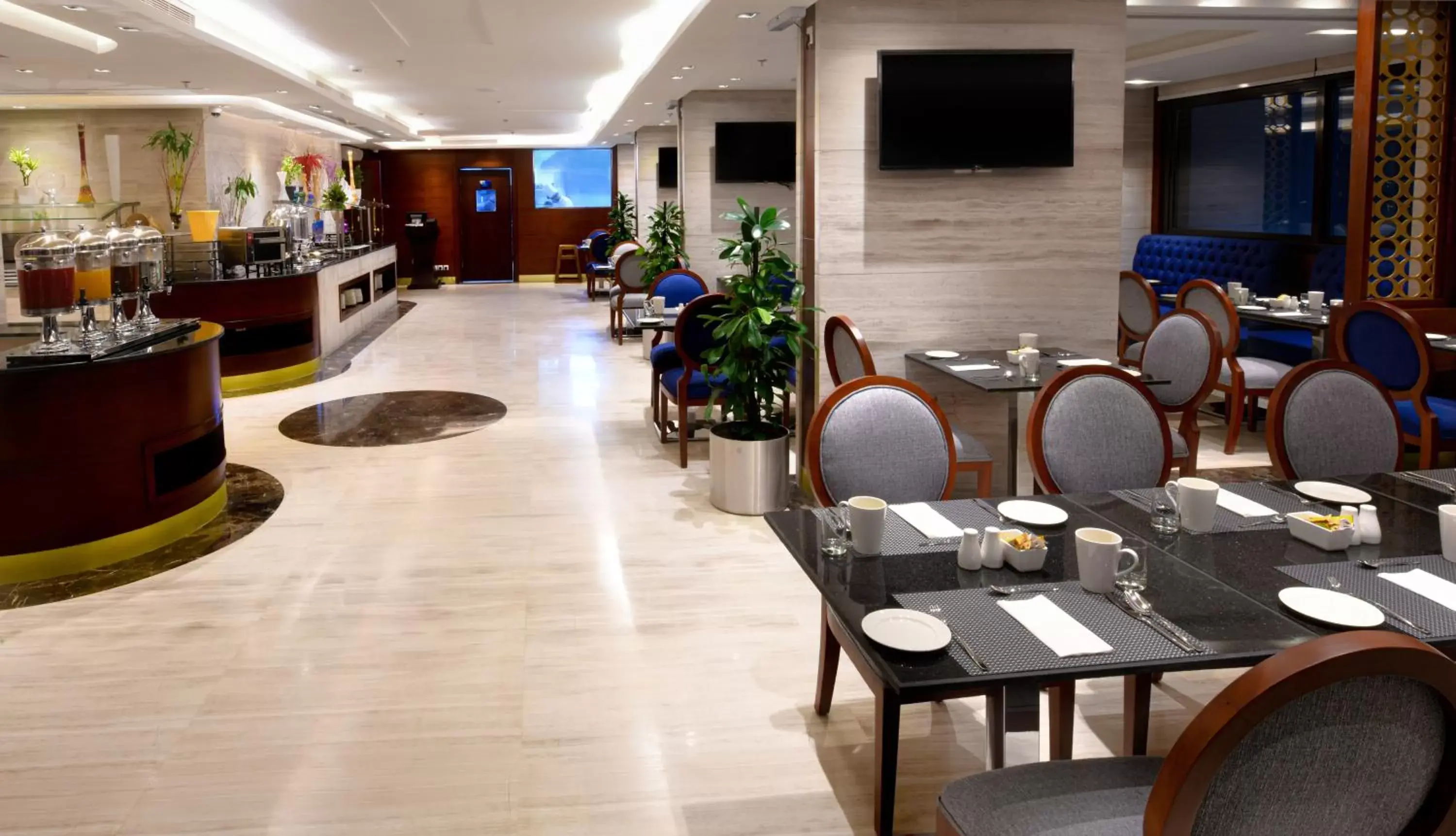 Restaurant/places to eat in Blue Diamond Hotel Jeddah Restaurant/places to eat in Blue Diamond Hotel Jeddah