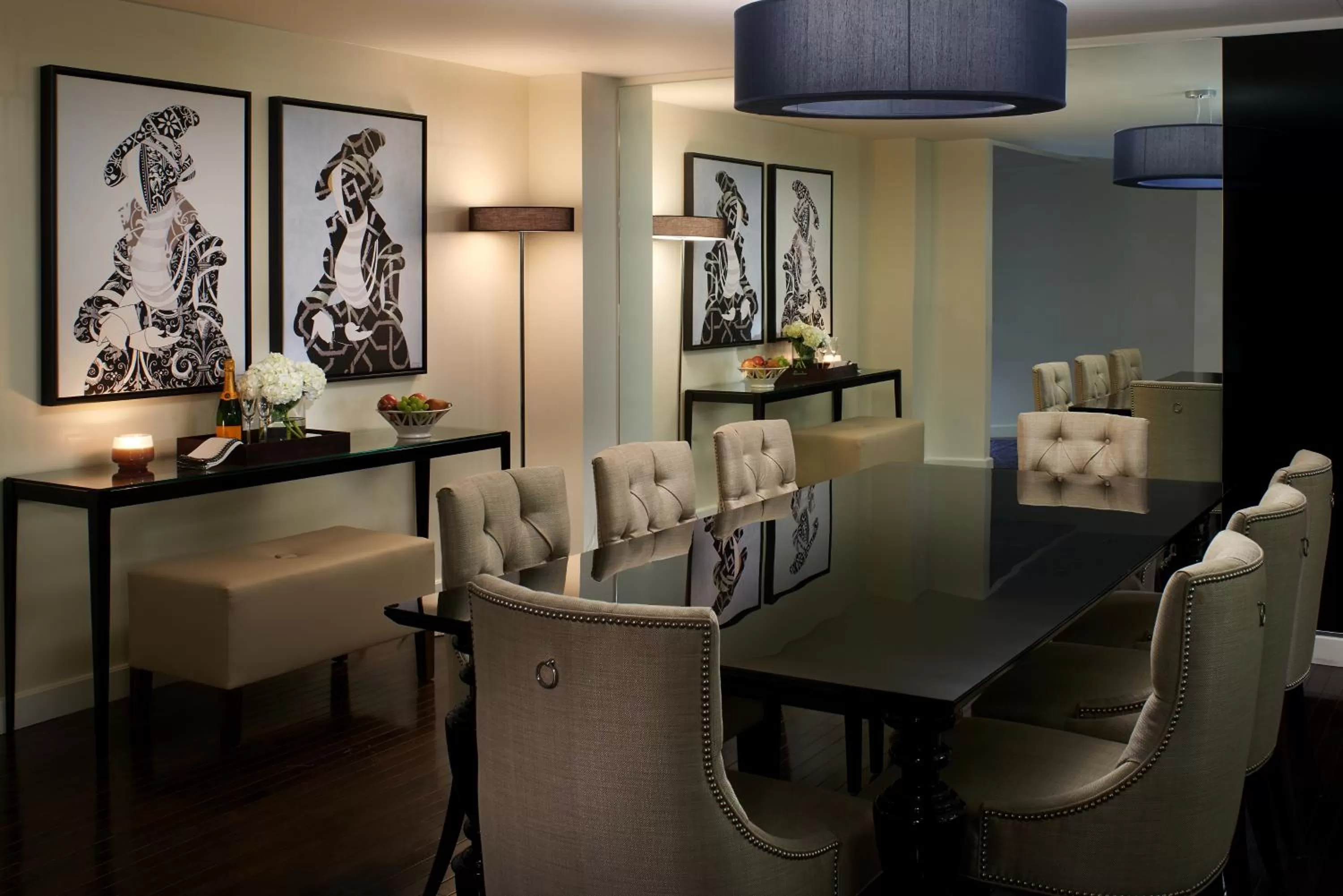 Dining area in The Fontaine