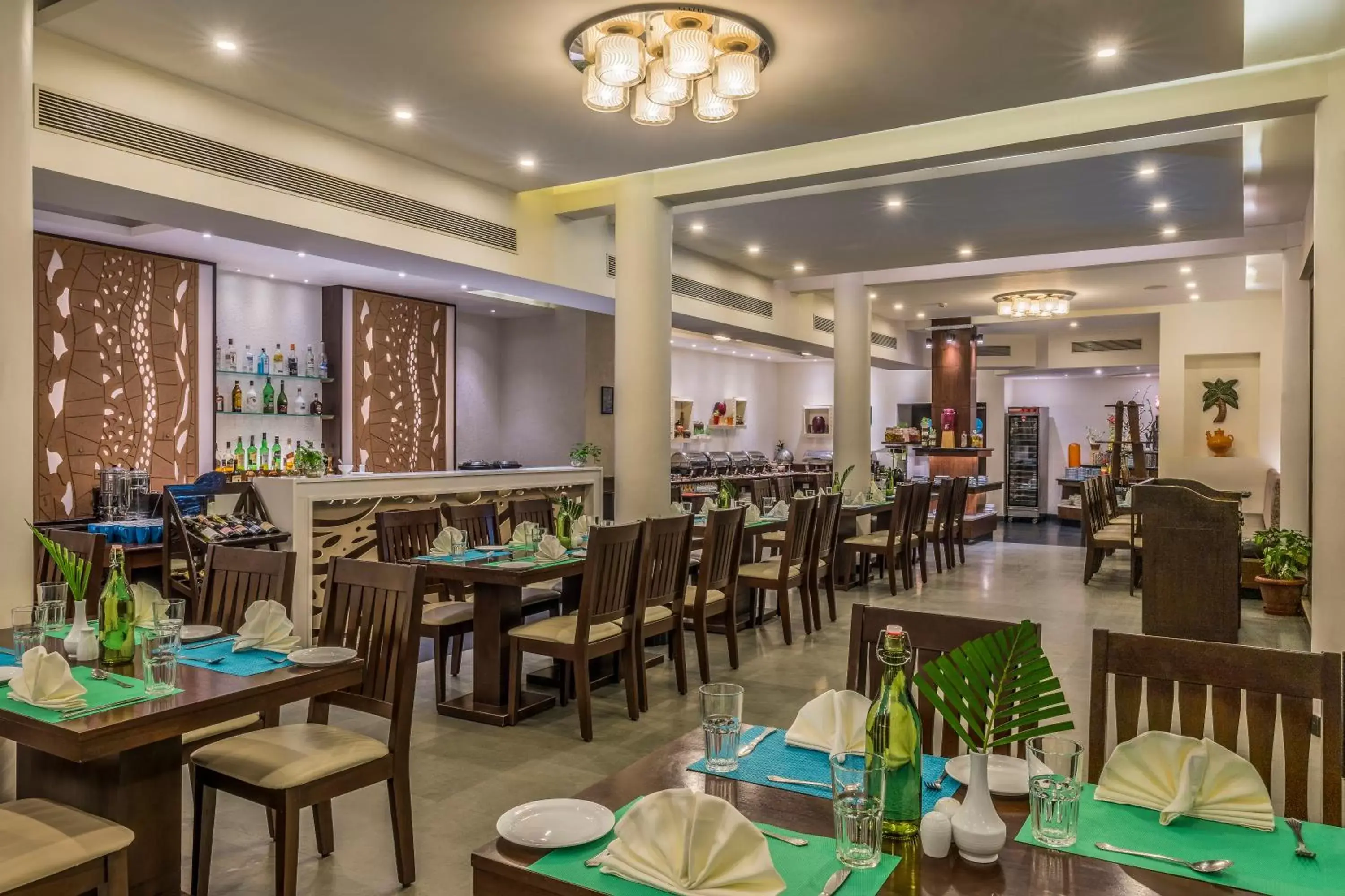 Nightclub / DJ, Restaurant/Places to Eat in Radisson Goa Candolim