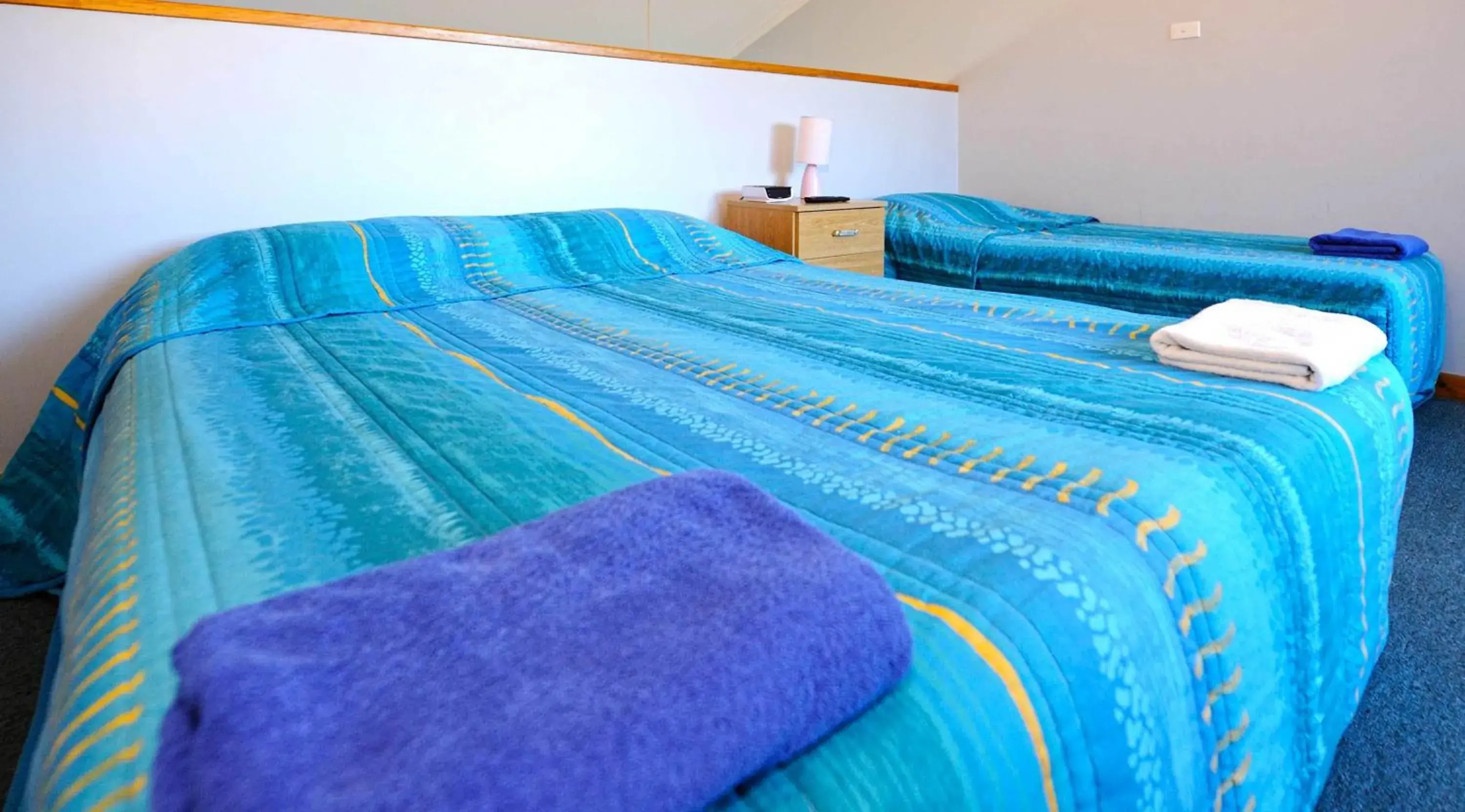 Bed in Abrolhos Reef Lodge