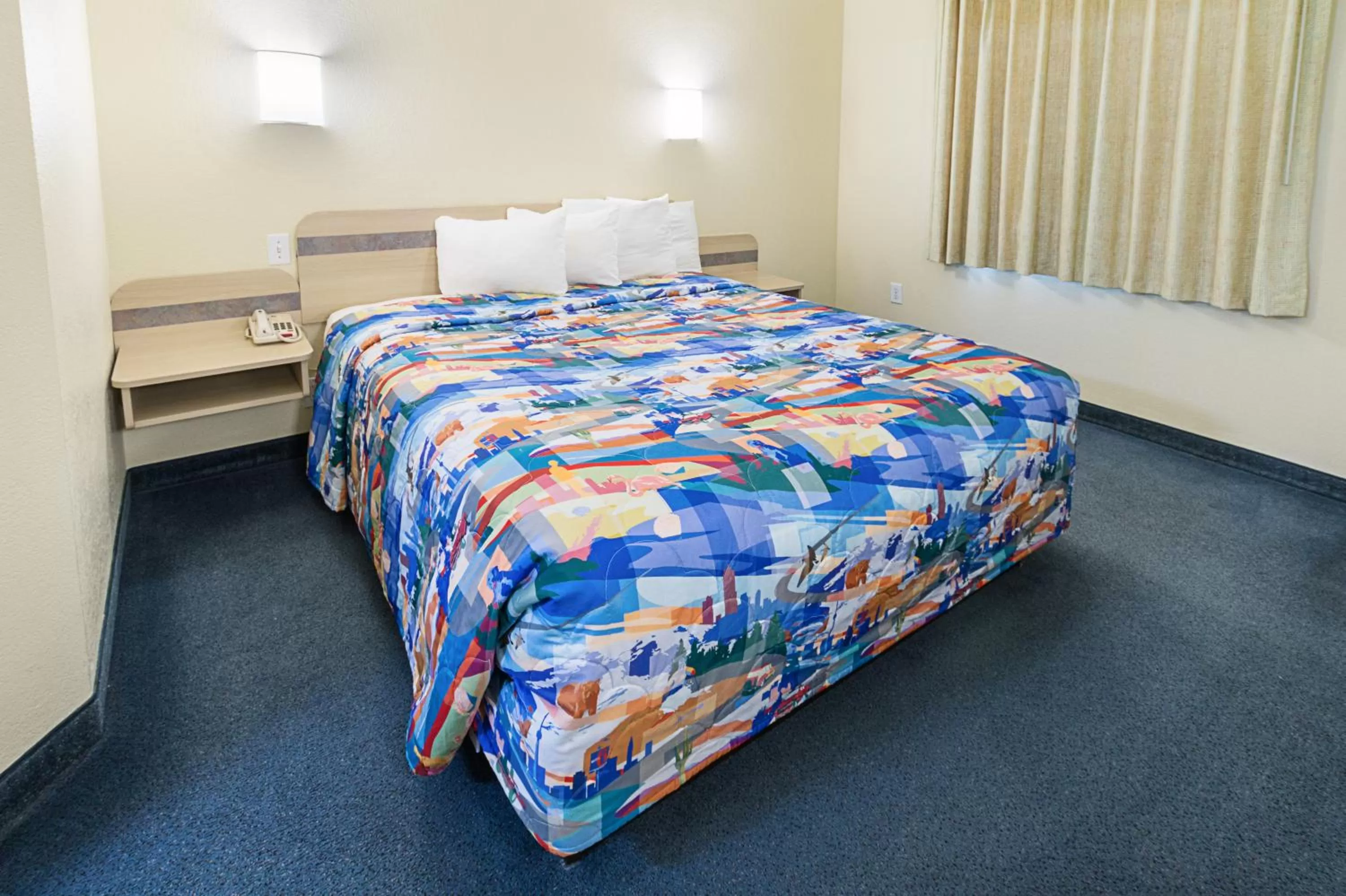 Bedroom, Bed in Motel 6-Weatherford, TX