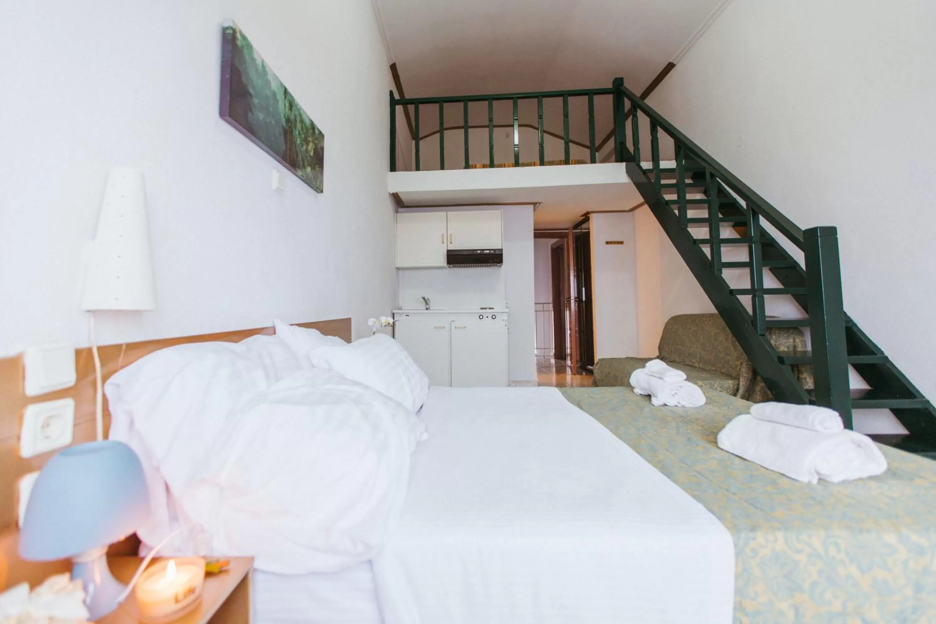 Bedroom in Hotel Christina - Happy Days