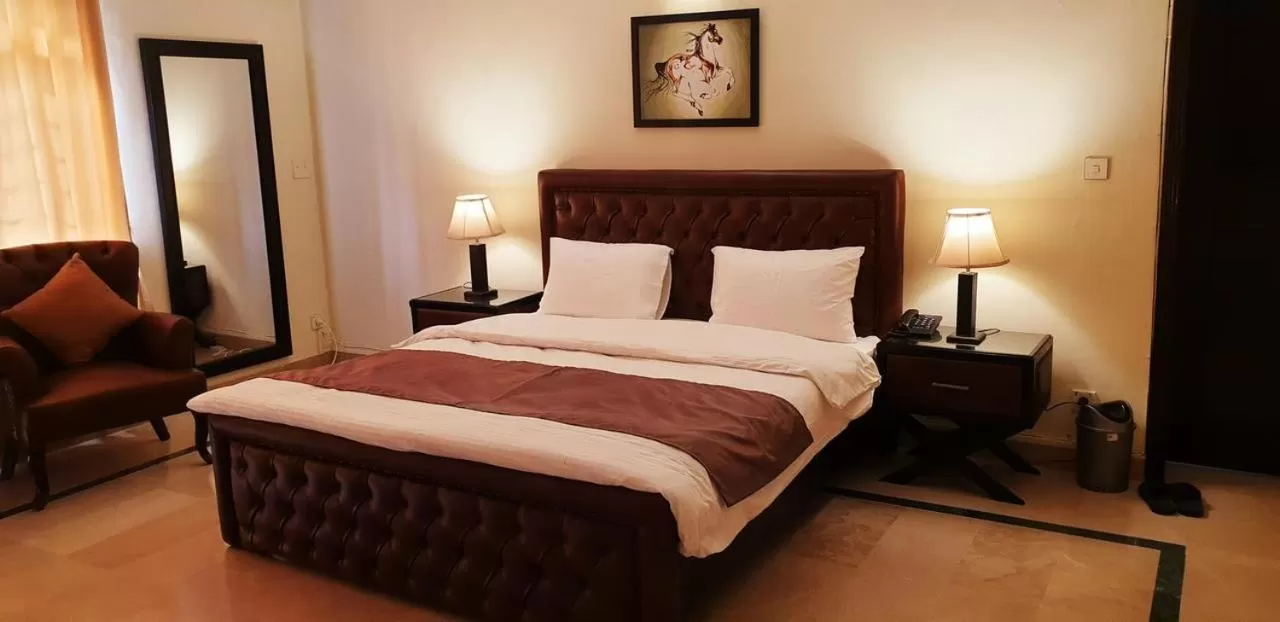 Bed in Reina Boutique Hotel - G6