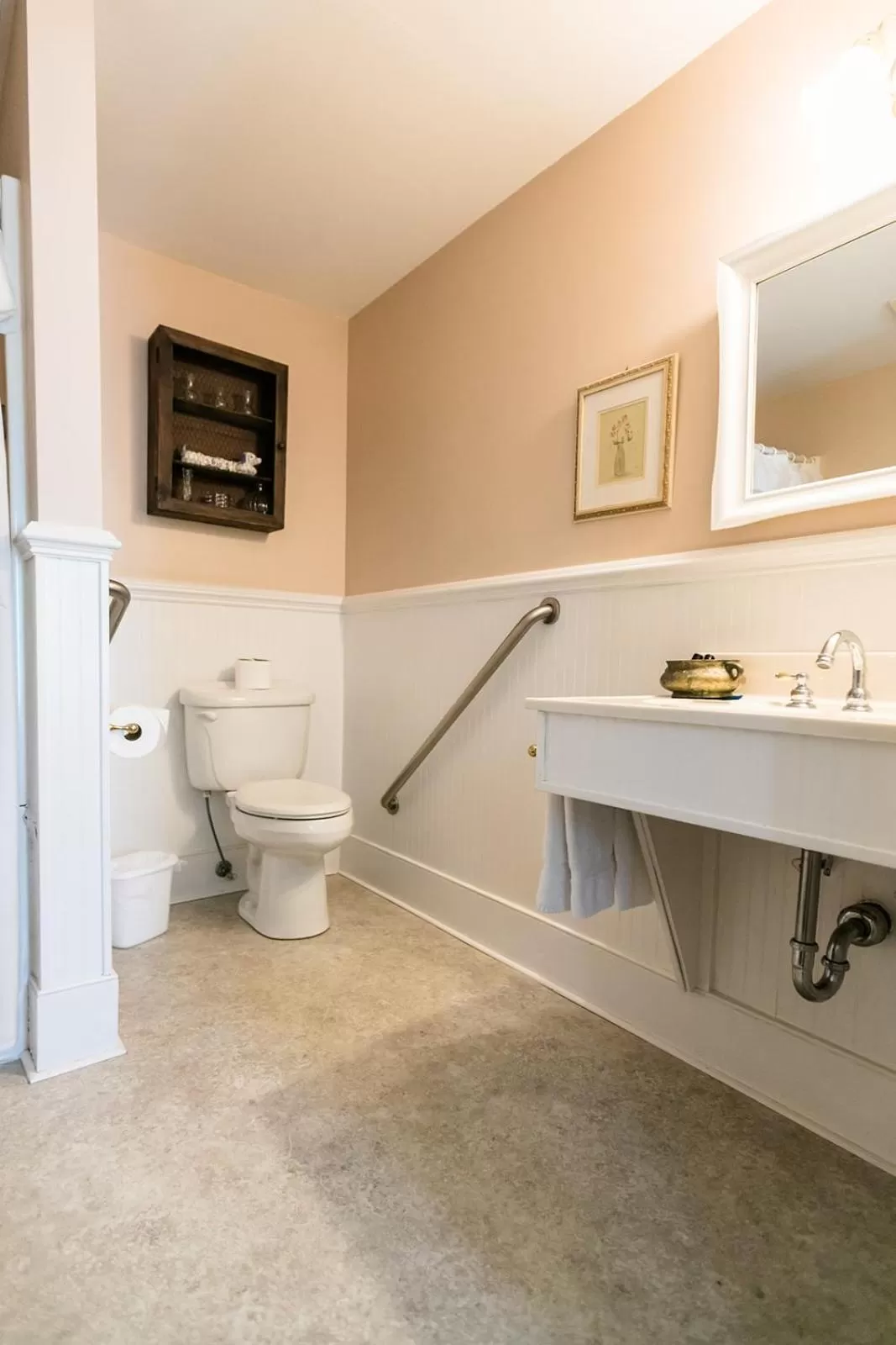 Toilet, Bathroom in The Babcock House