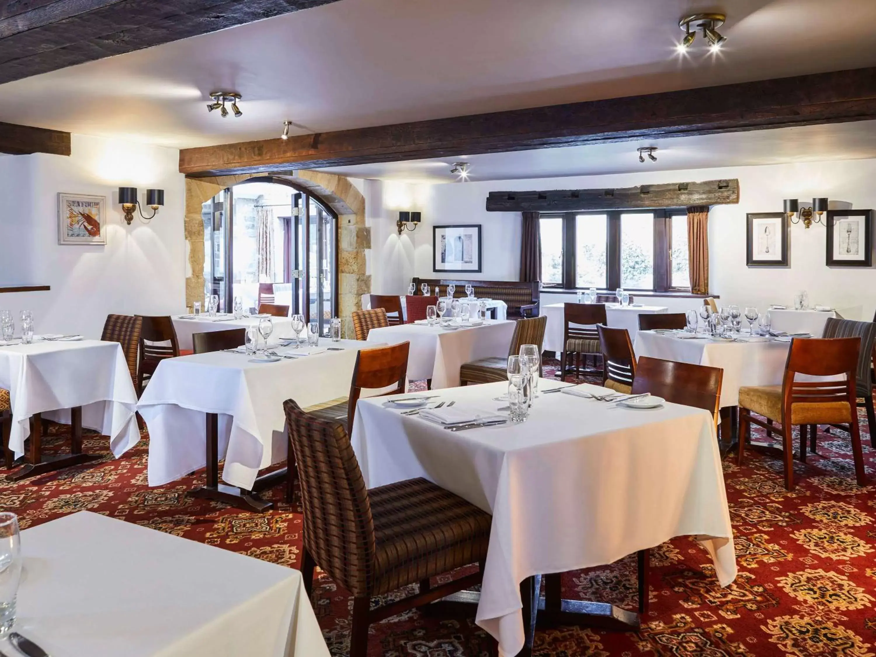 Restaurant/Places to Eat in Mercure Barnsley Tankersley Manor Hotel