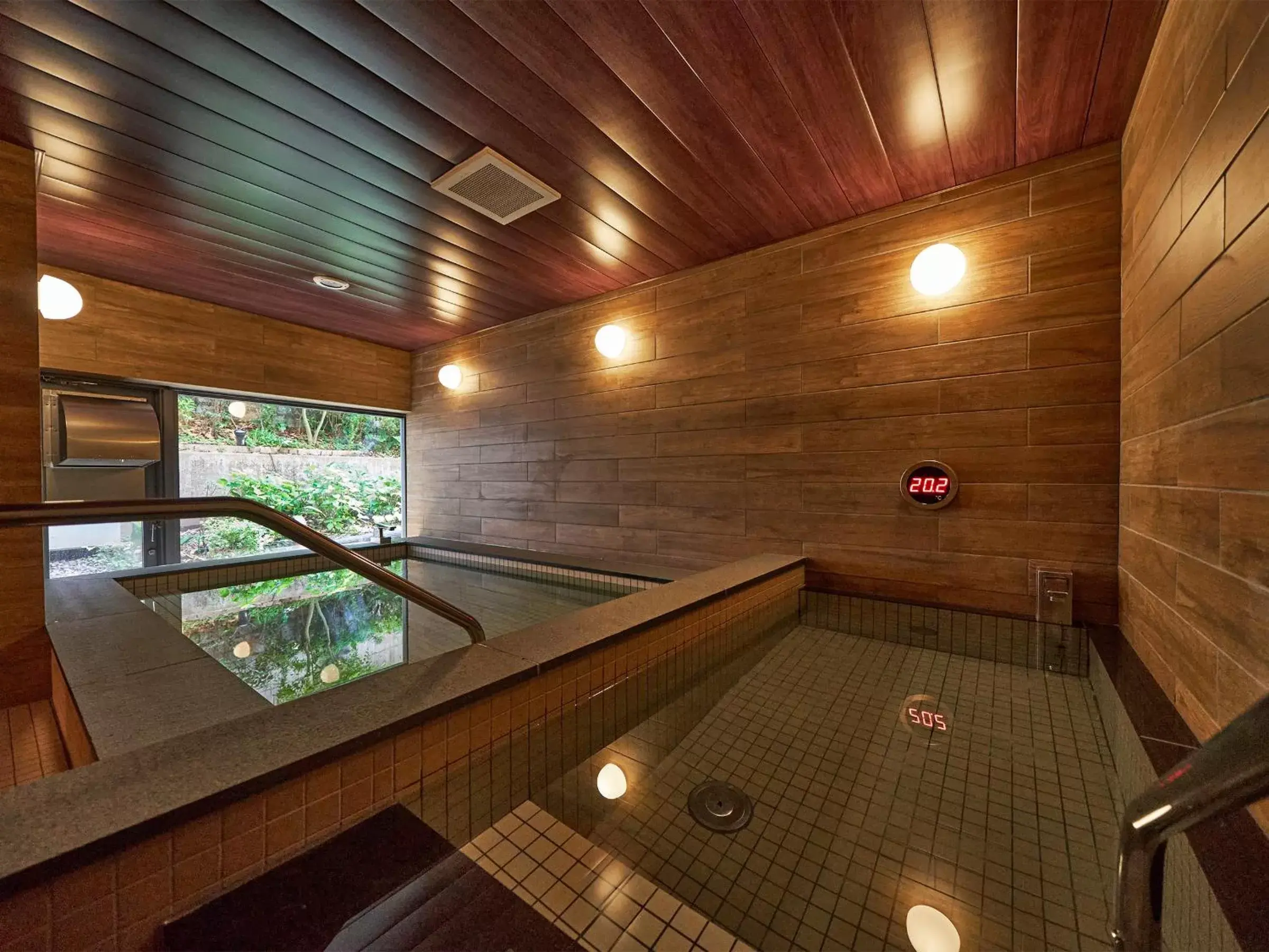 Hot Tub, Swimming Pool in WeBase KAMAKURA