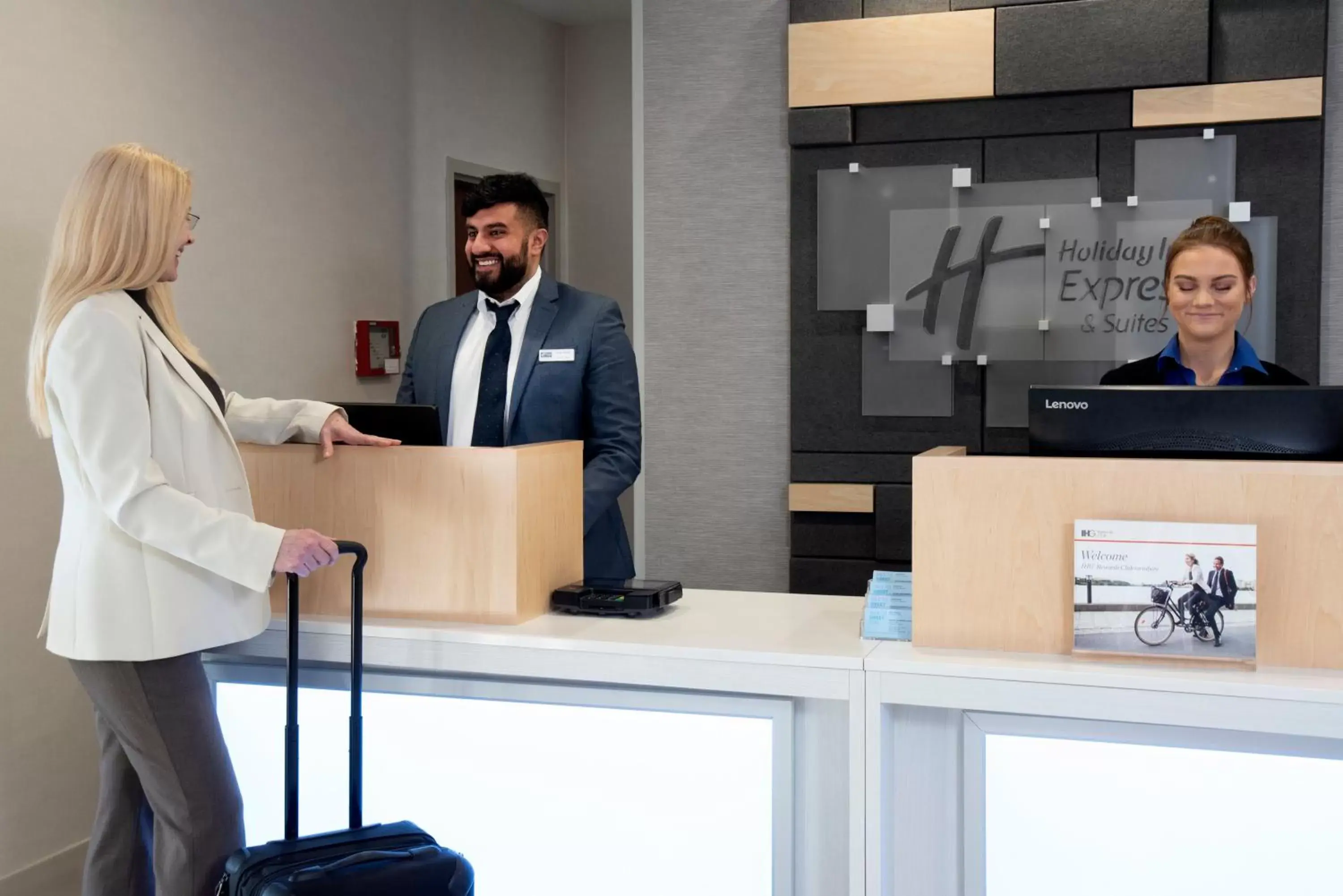 Property building in Holiday Inn Express Hotel & Suites Chester by IHG Property building in Holiday Inn Express Hotel & Suites Chester by IHG