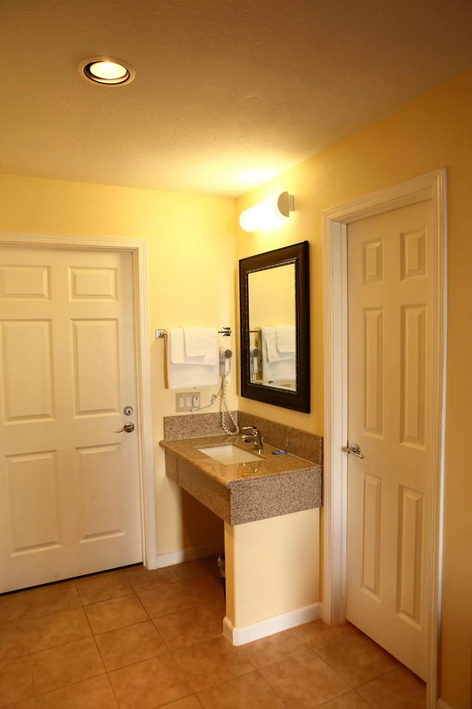 Bathroom in Bay Breeze Inn