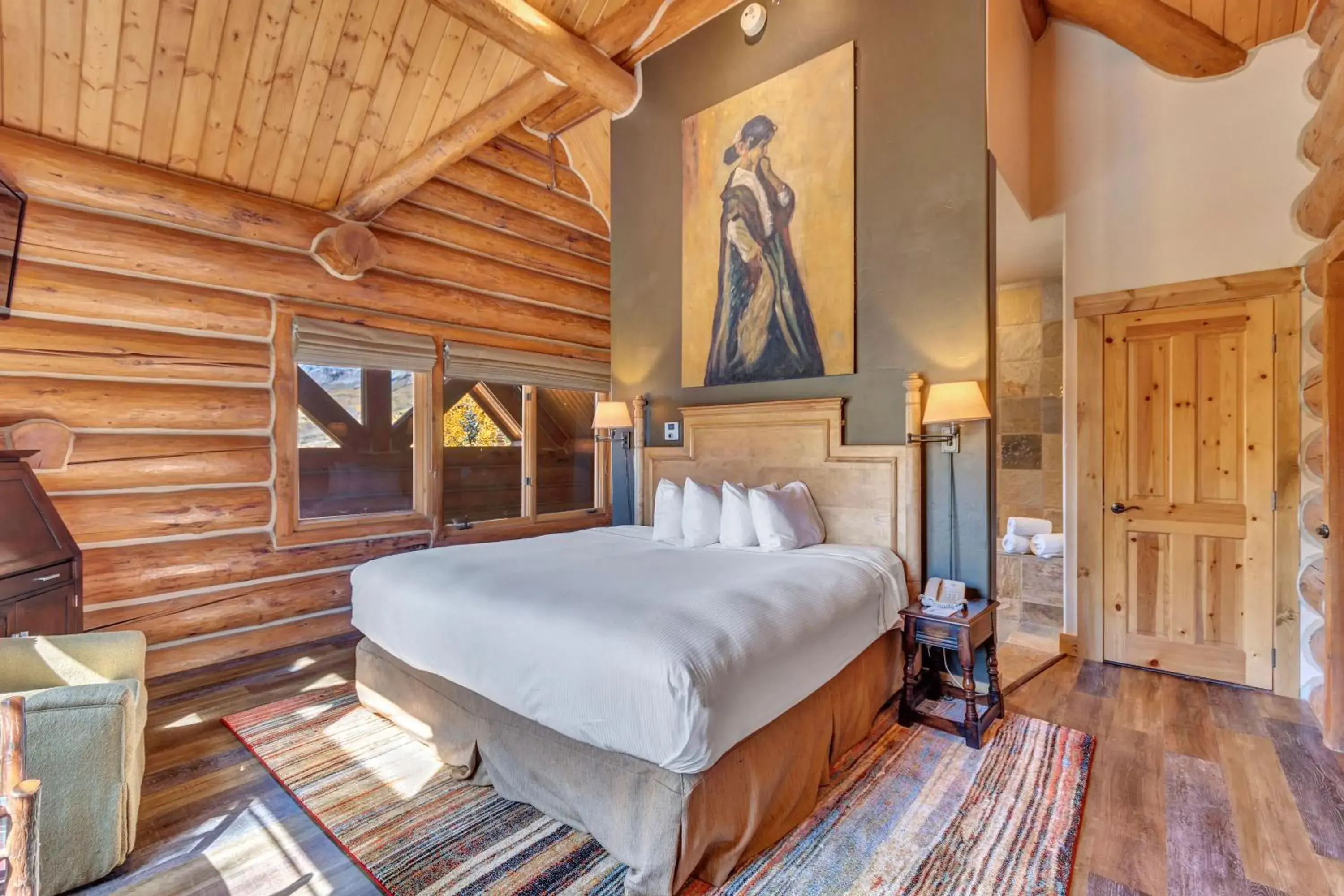 Bed in Mountain Lodge at Telluride