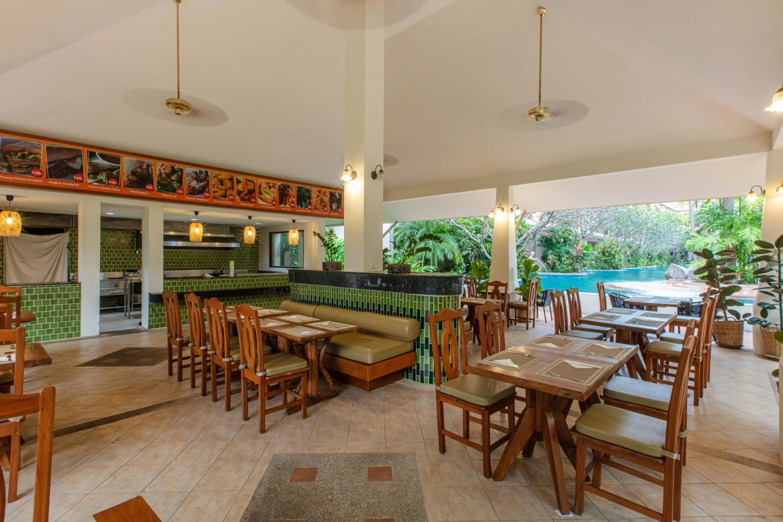 Restaurant/places to eat in Kata Palm Resort - SHA Plus