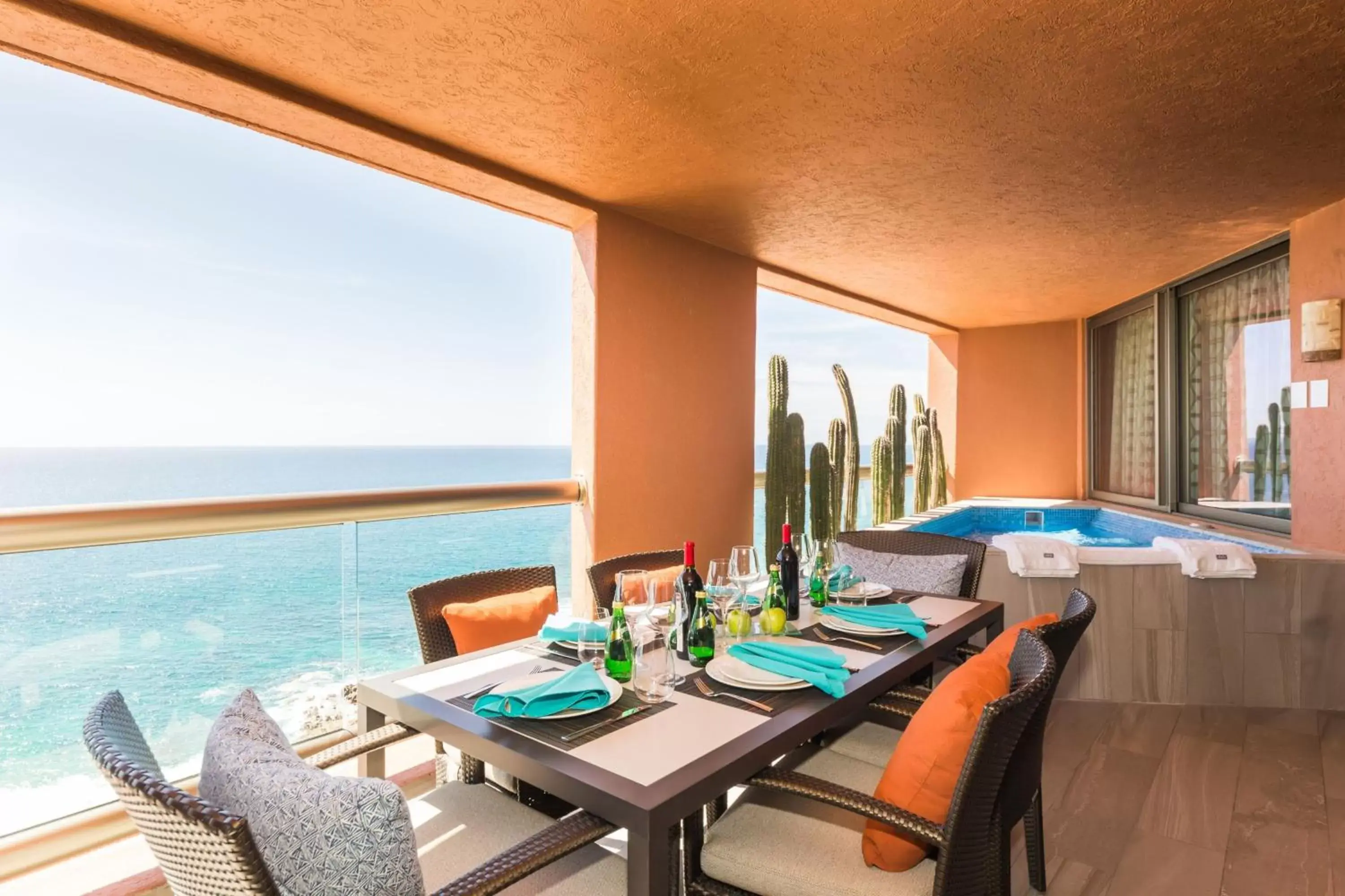 Swimming pool in The Westin Los Cabos Resort Villas