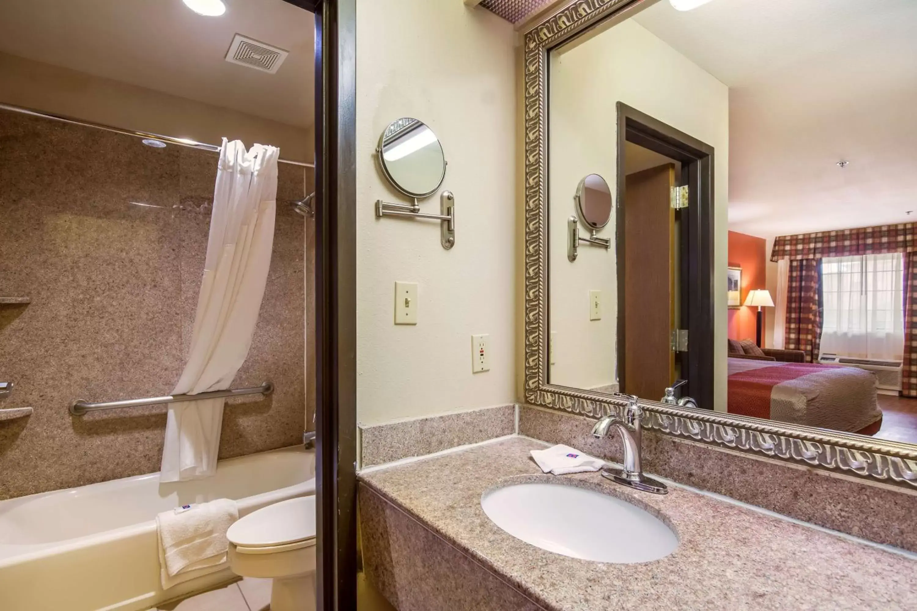 Shower, Bathroom in Motel 6-Brenham, TX