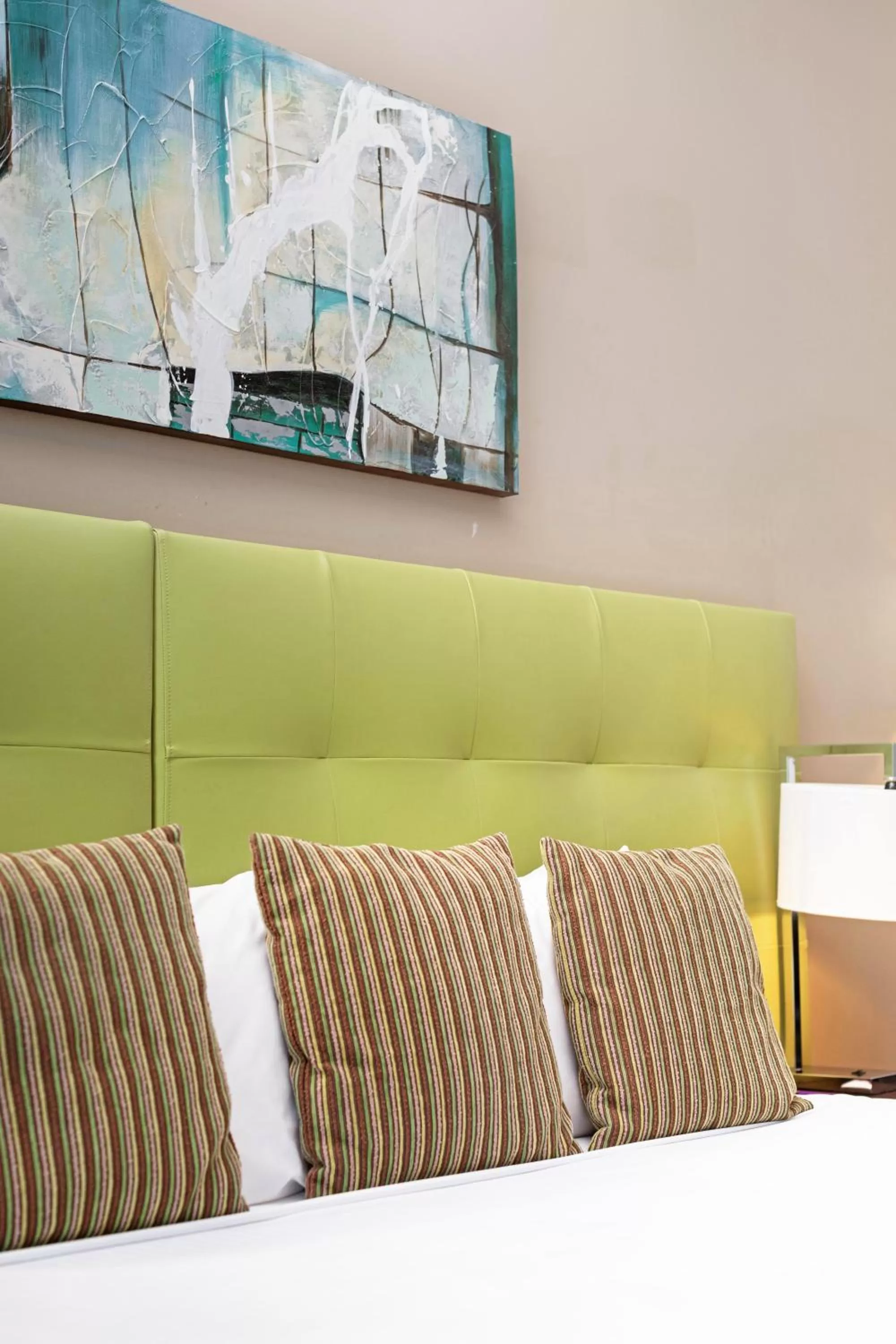 Bed in Mercure Melbourne Caroline Springs