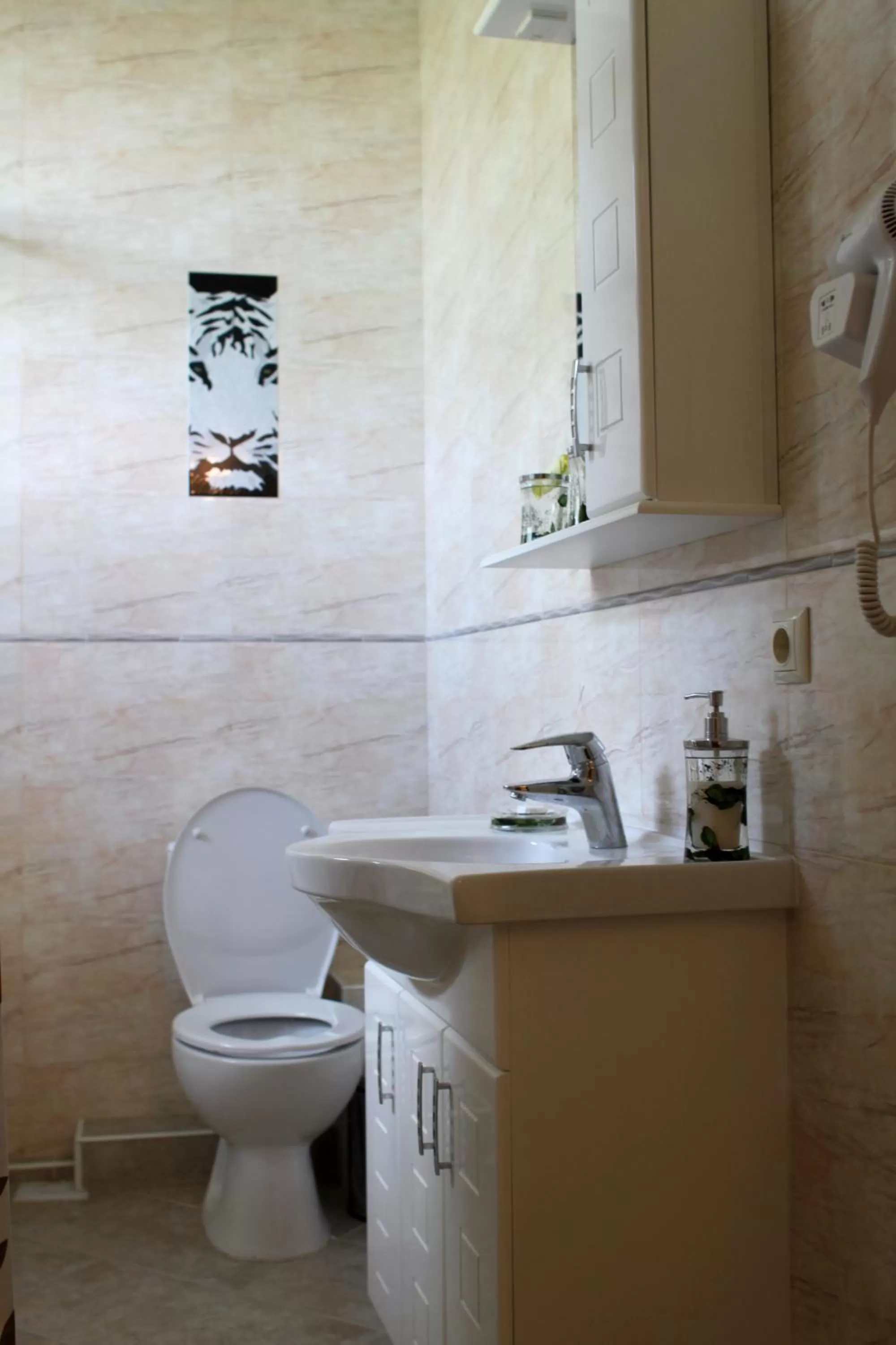 Bathroom in Totem Hotel