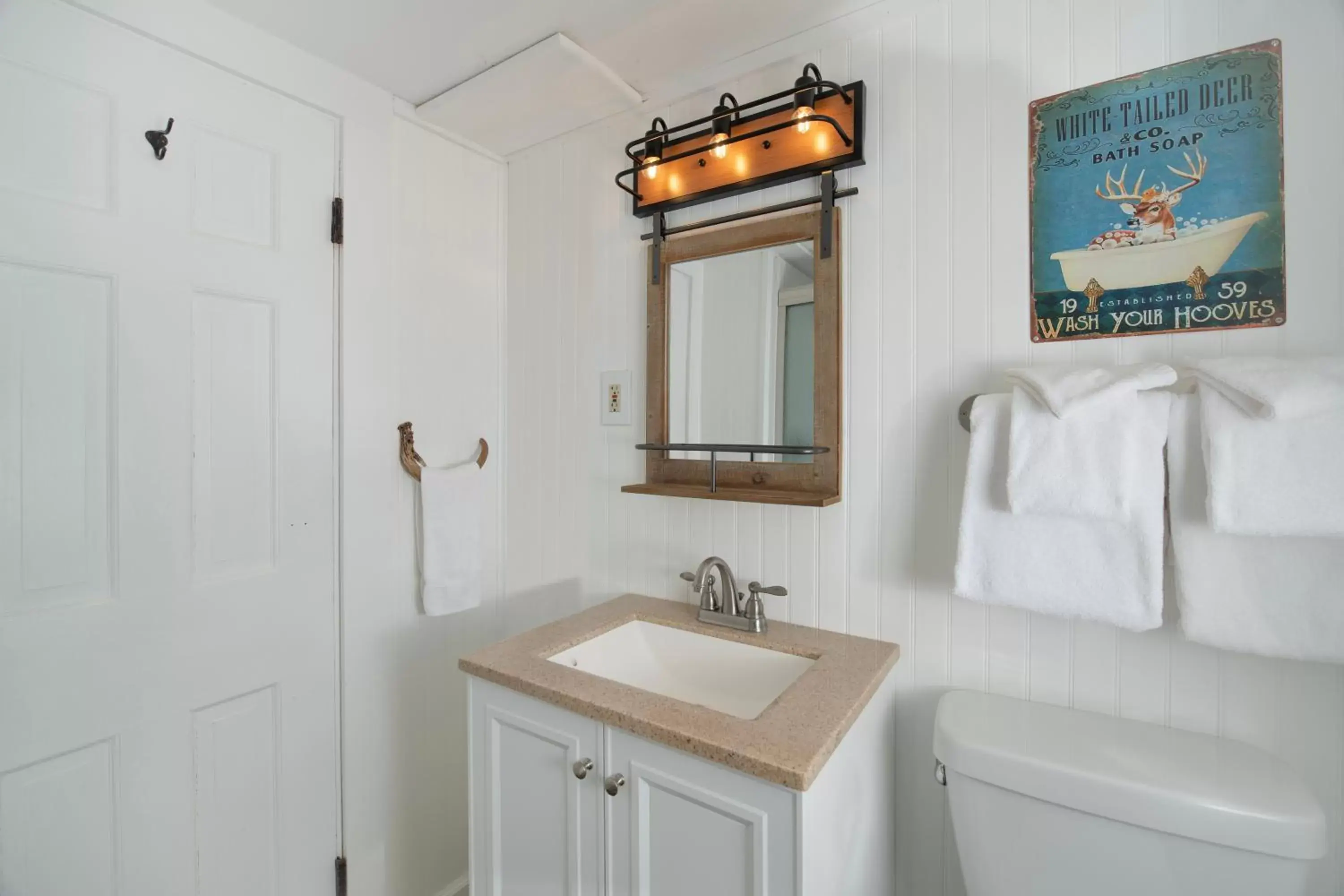 Bathroom in Christmas Farm Inn and Spa