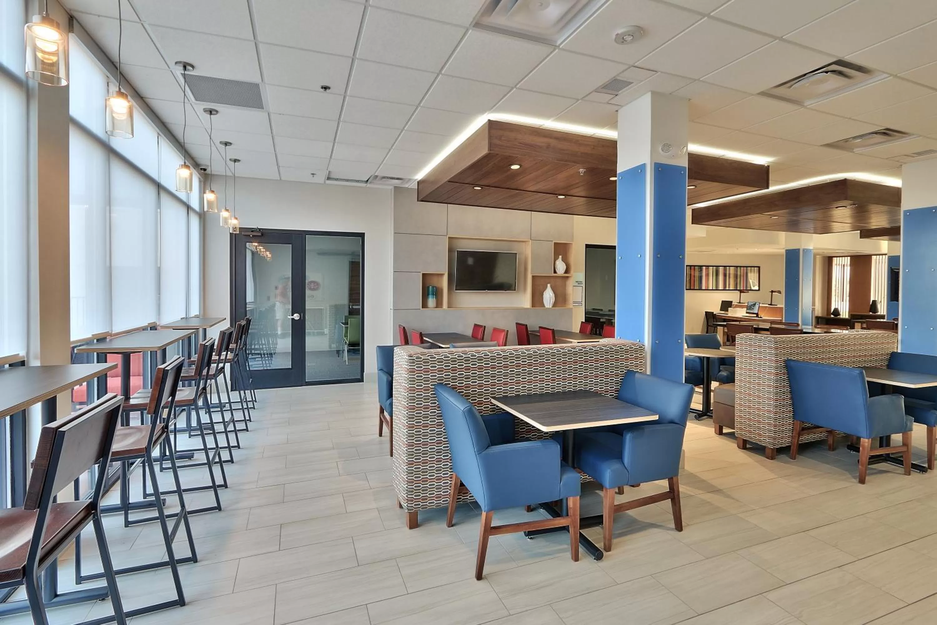 Breakfast in Holiday Inn Express & Suites - Albuquerque East by IHG