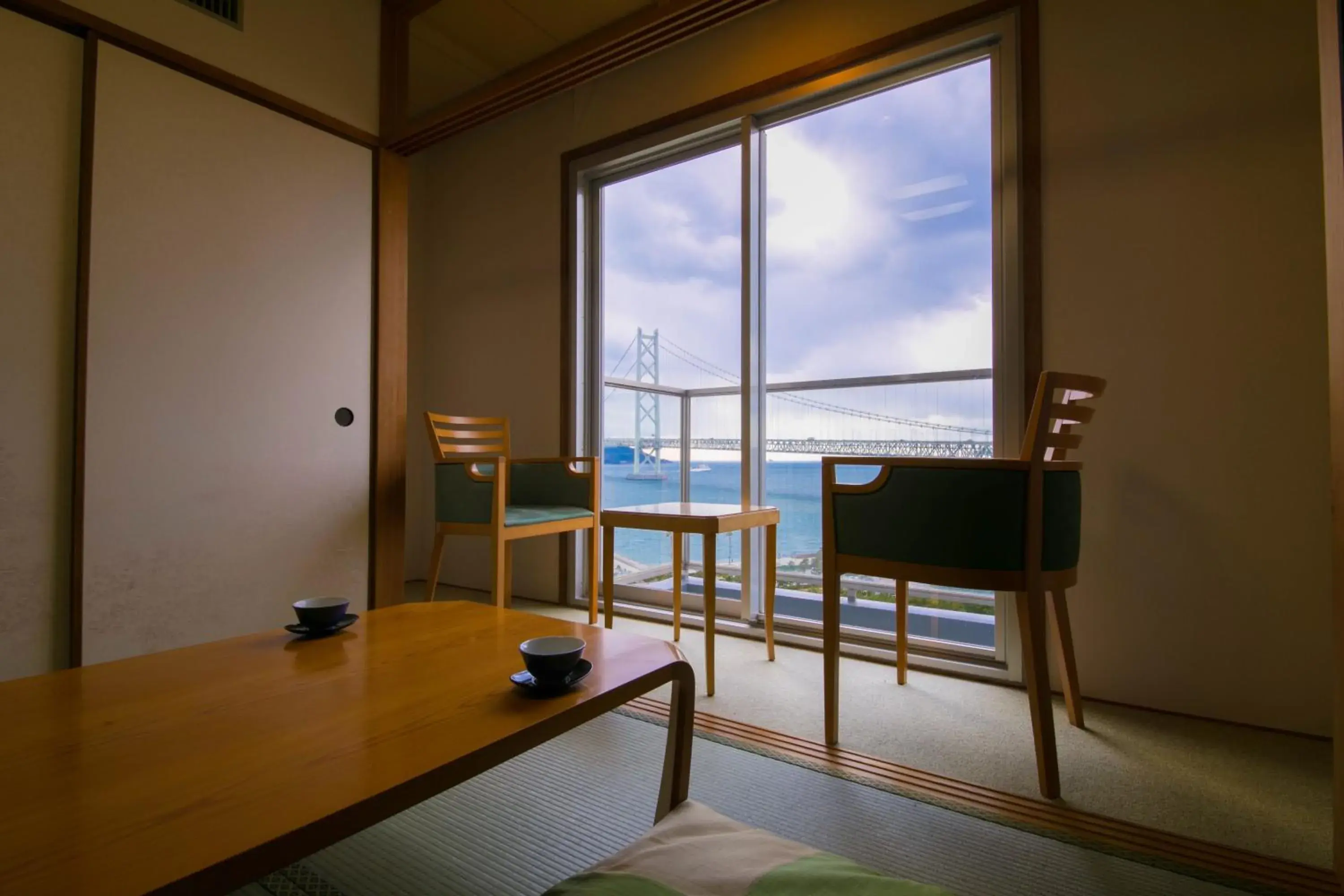 Photo of the whole room in Seaside Hotel Maiko Villa Kobe