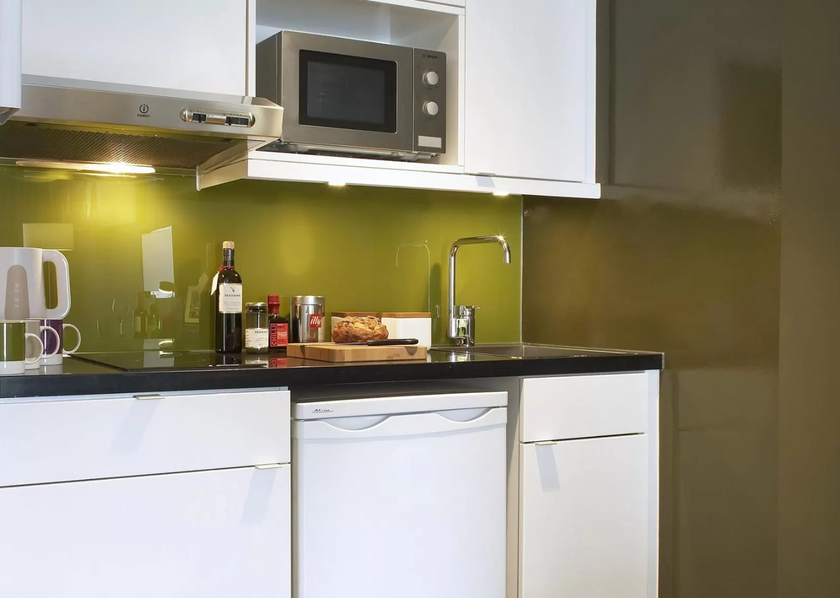 Kitchen or kitchenette in Citadines South Kensington London