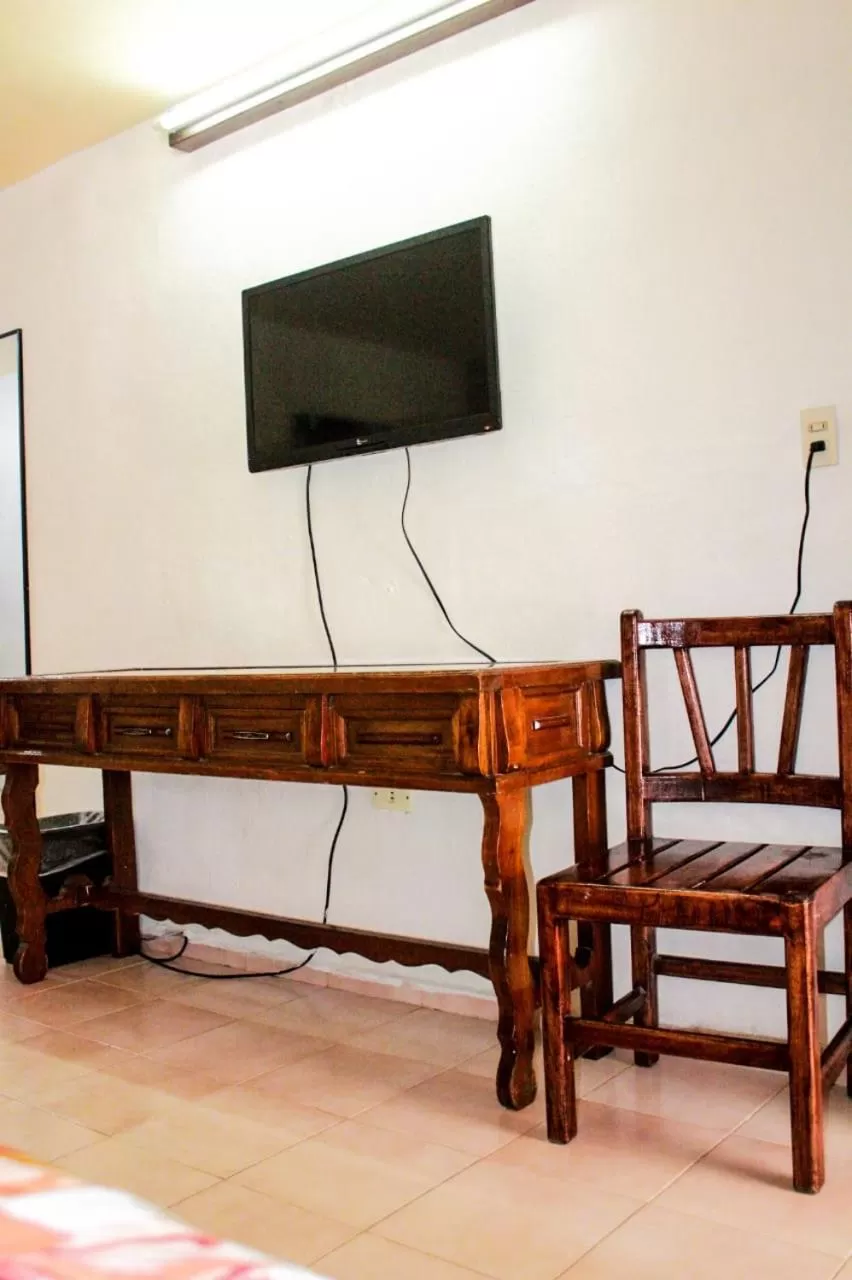 TV/Entertainment Center in Hotel San Clemente