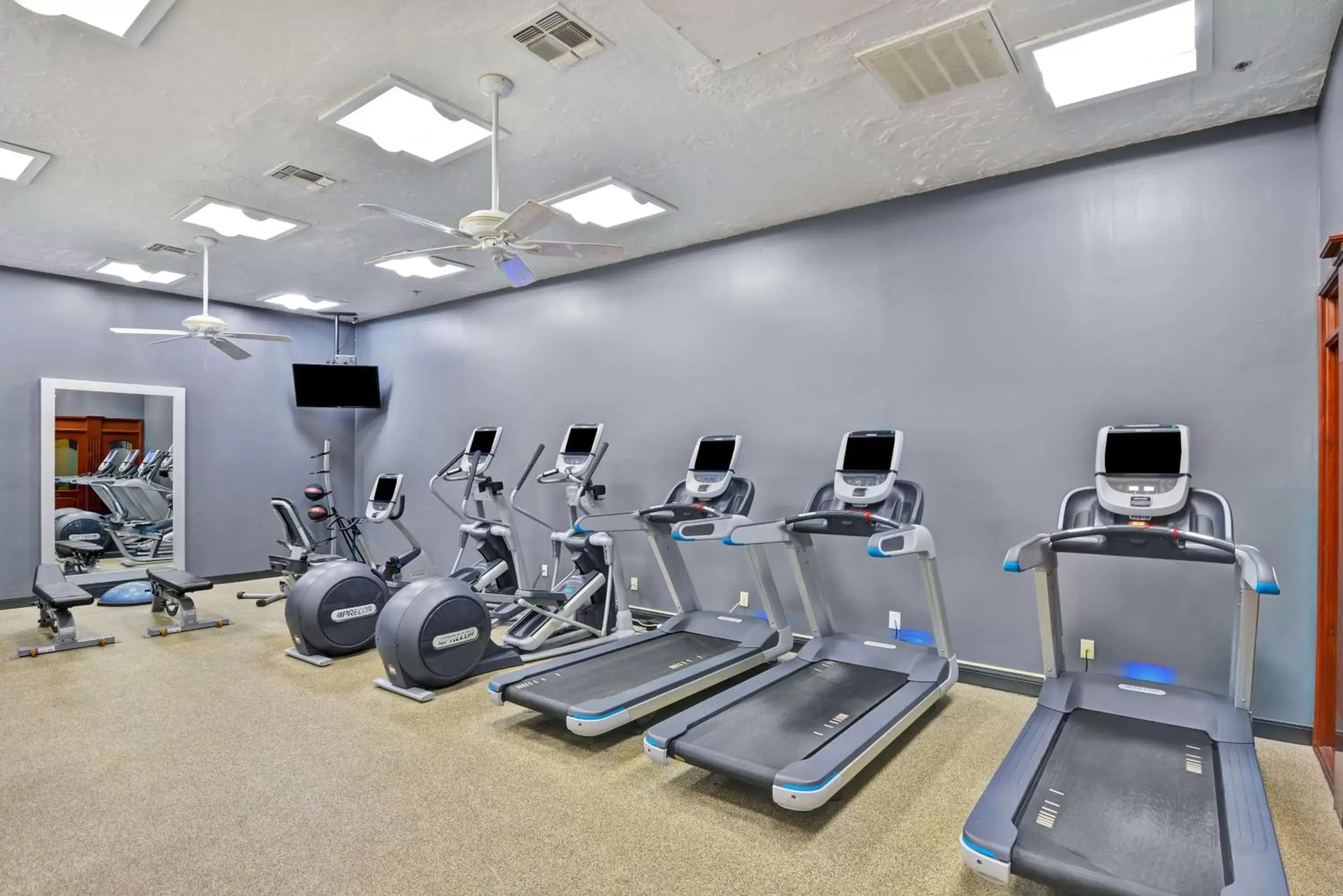 Fitness centre/facilities, Fitness Center/Facilities in Embassy Suites by Hilton Orlando North
