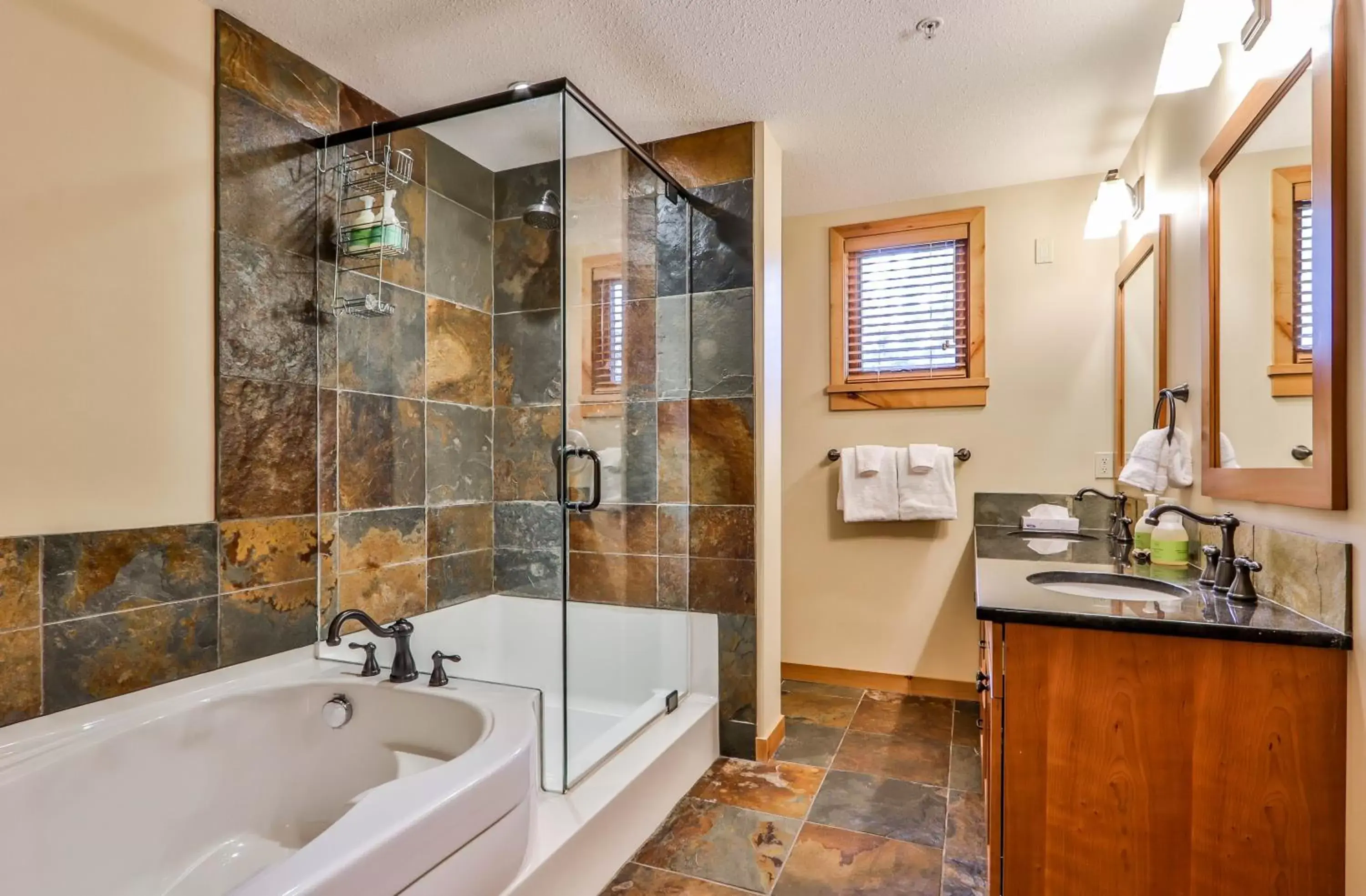 Bathroom in Tamarack Lodge by Spring Creek Vacations