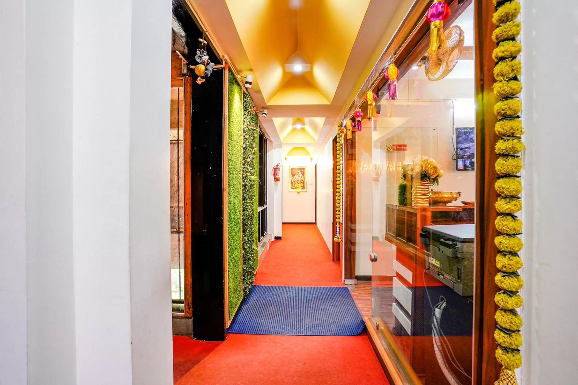 Lobby or reception in FabHotel Sai Chatra